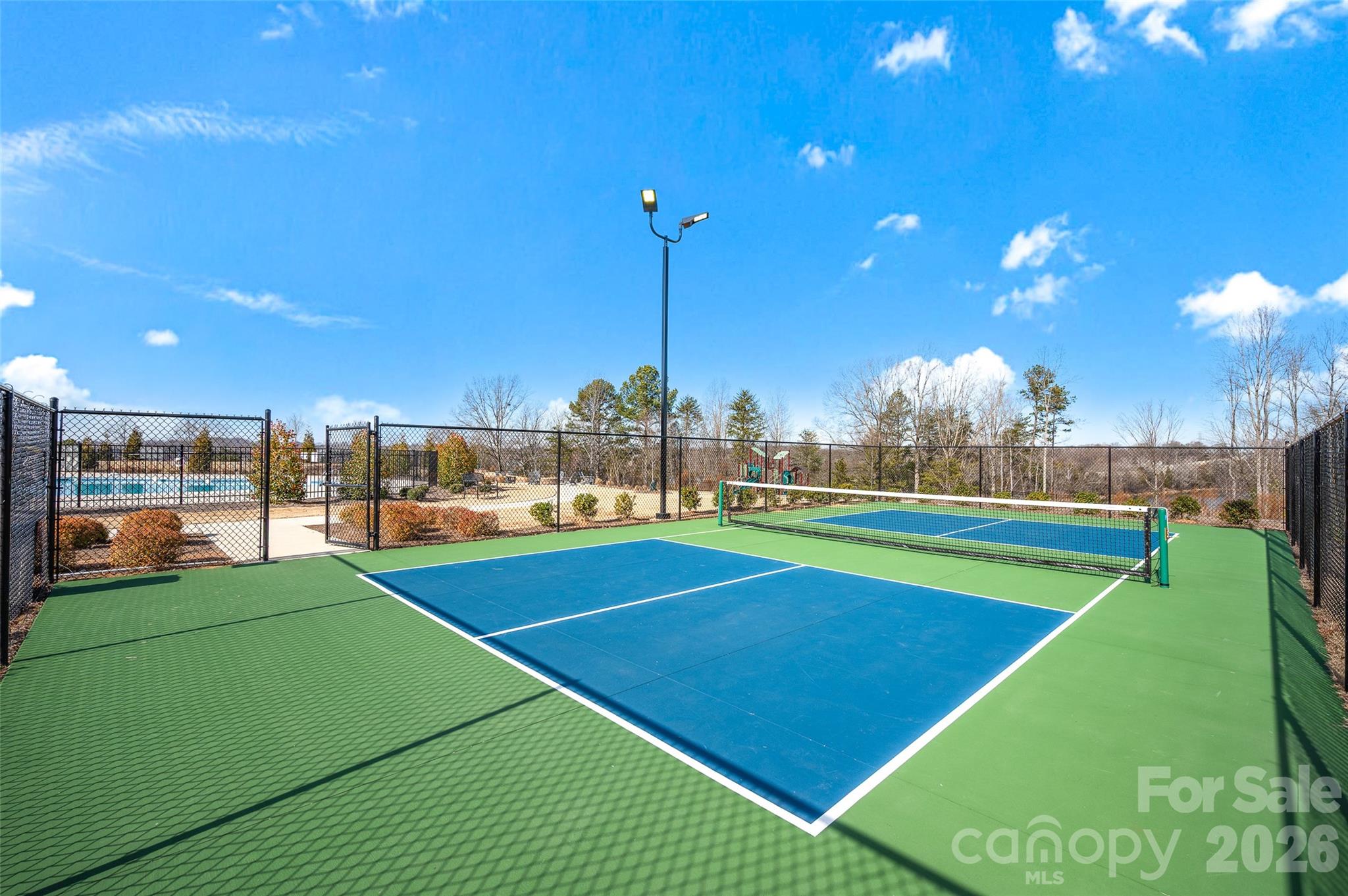 309 W Waterlynn Road — Mooresville