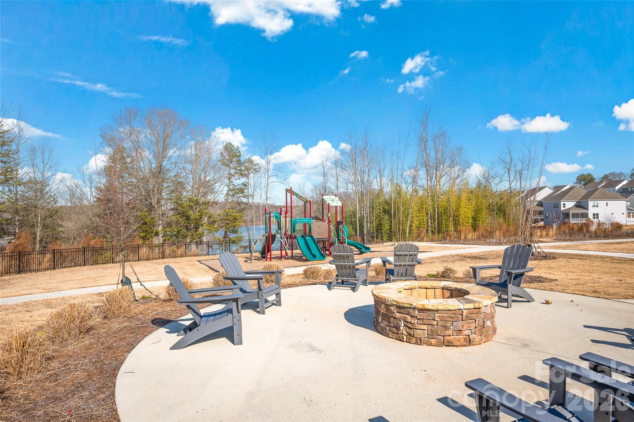 309 W Waterlynn Road — Mooresville