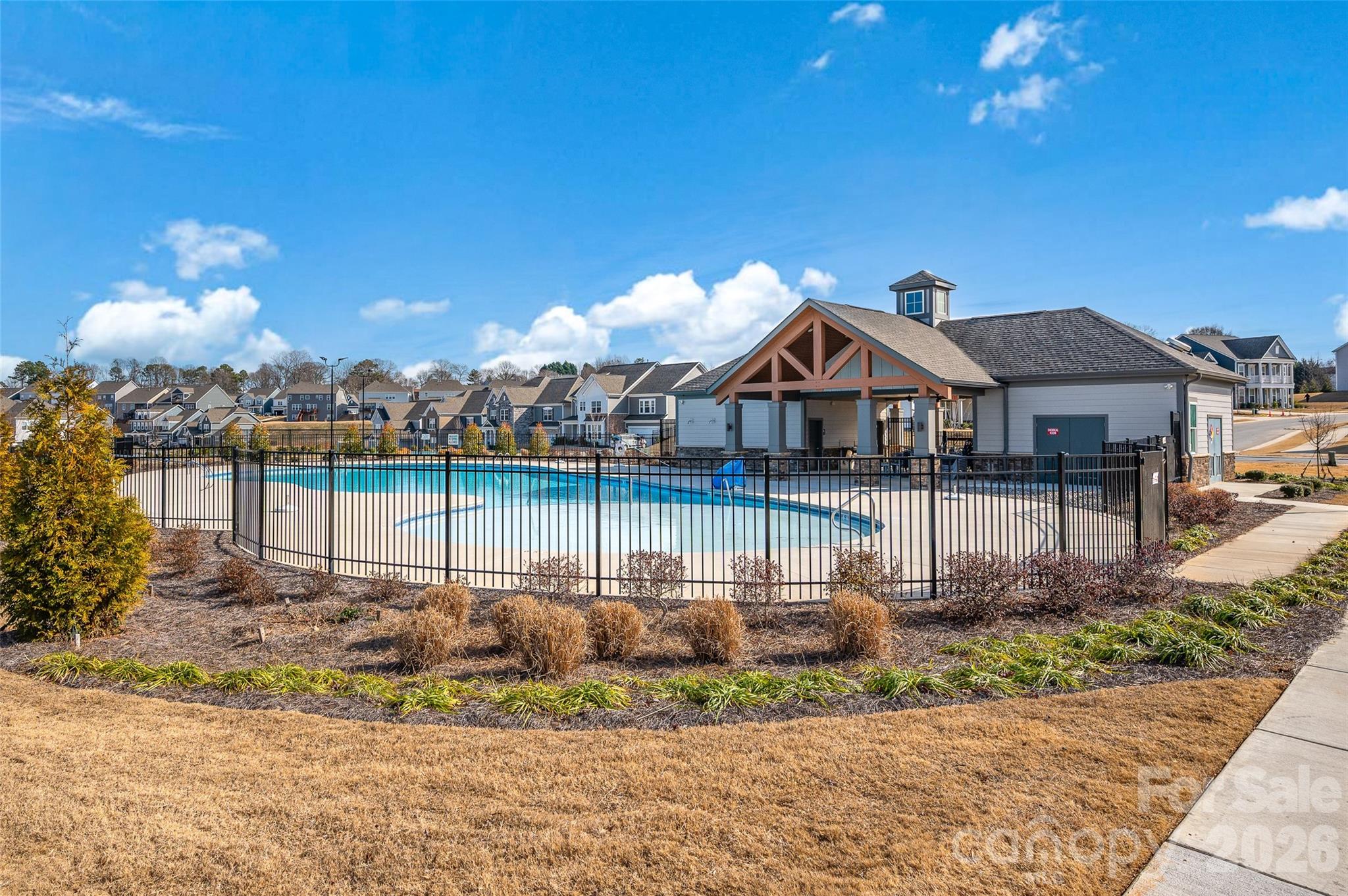 309 W Waterlynn Road — Mooresville