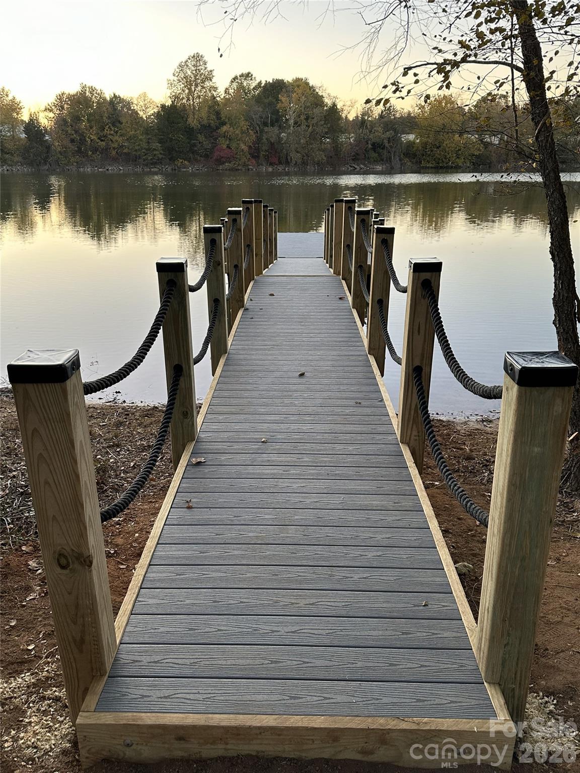 309 W Waterlynn Road — Mooresville