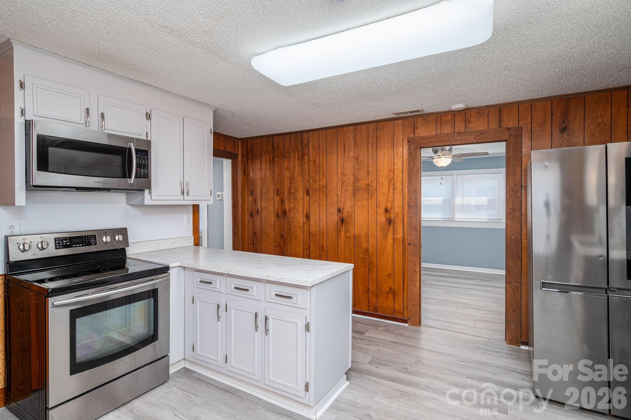 2825 E Long Avenue — Gastonia