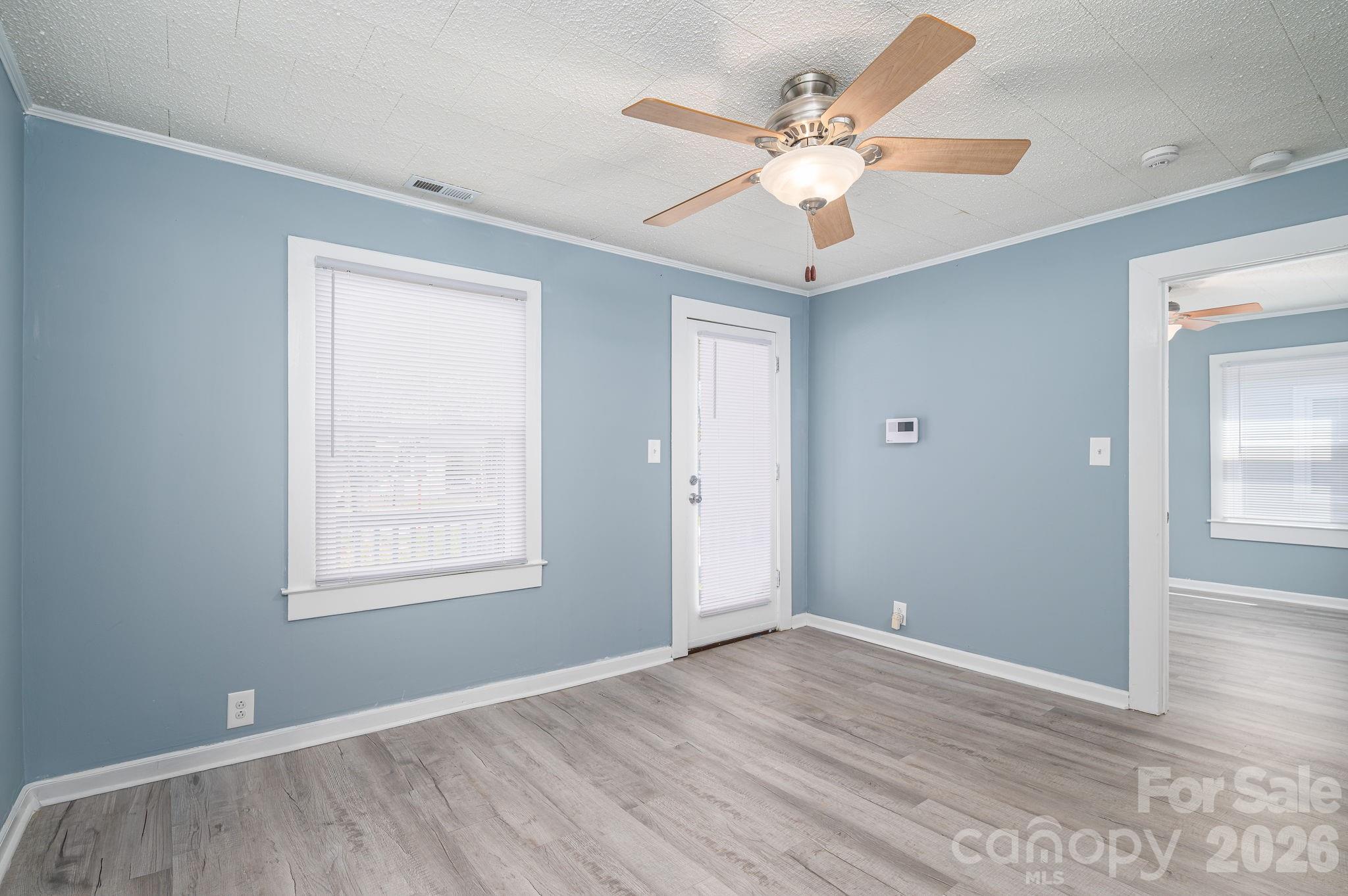2825 E Long Avenue — Gastonia