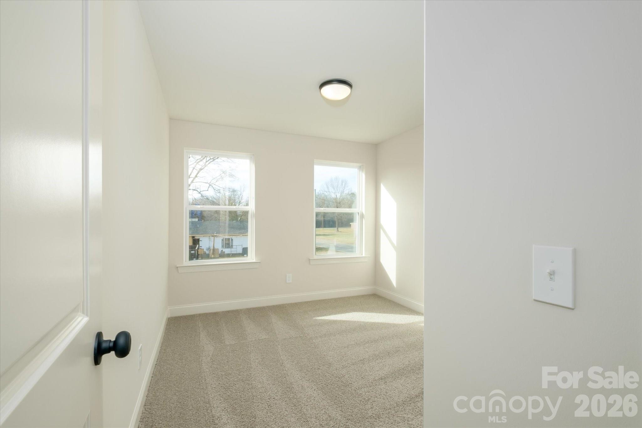 1816 E Greenbriar Road — Statesville
