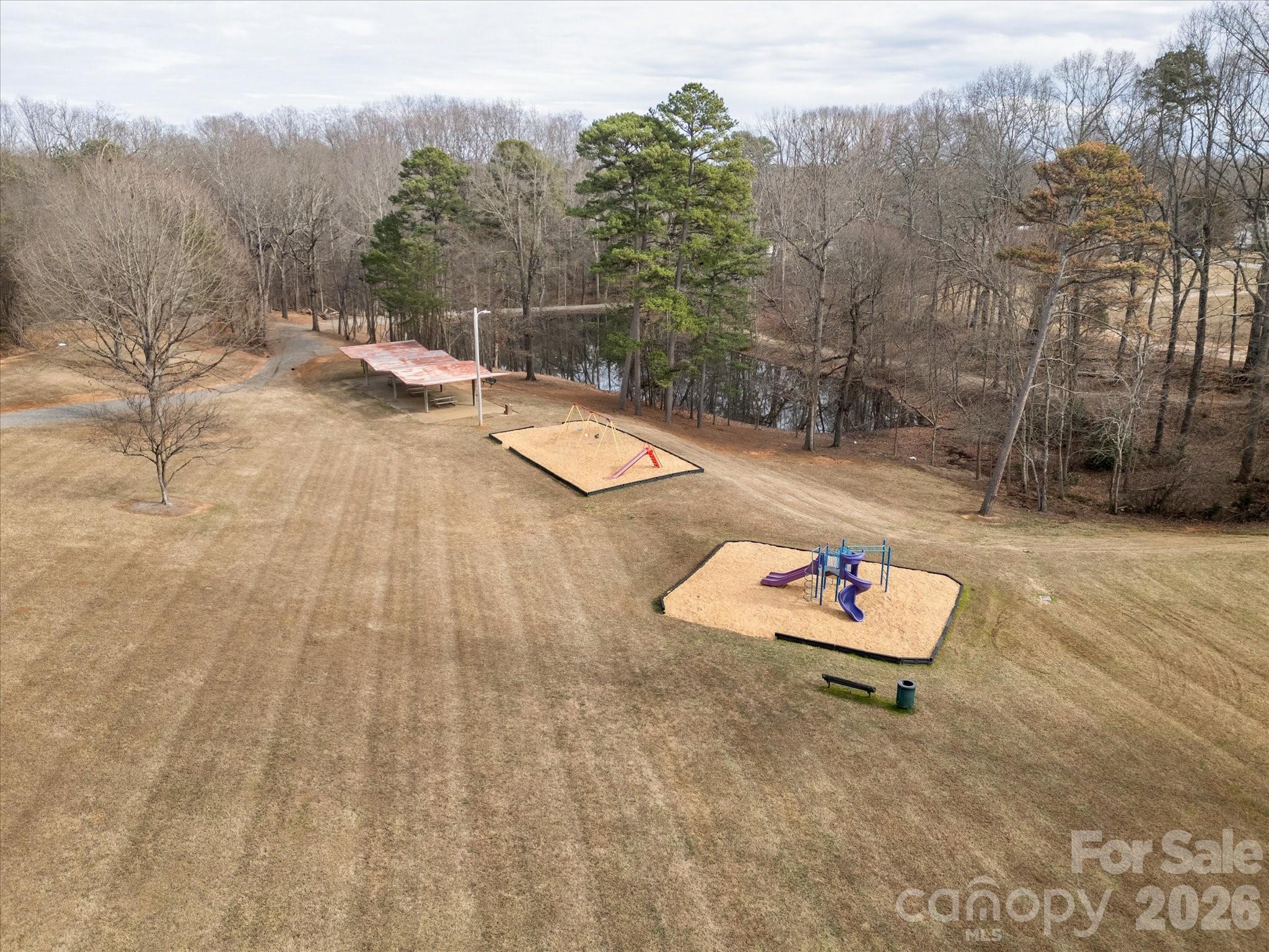 1816 E Greenbriar Road — Statesville