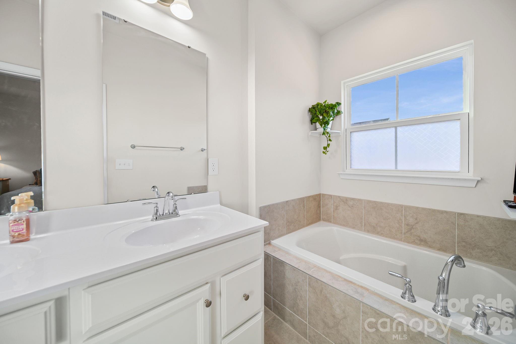 3501 Timber Mill Drive — Matthews