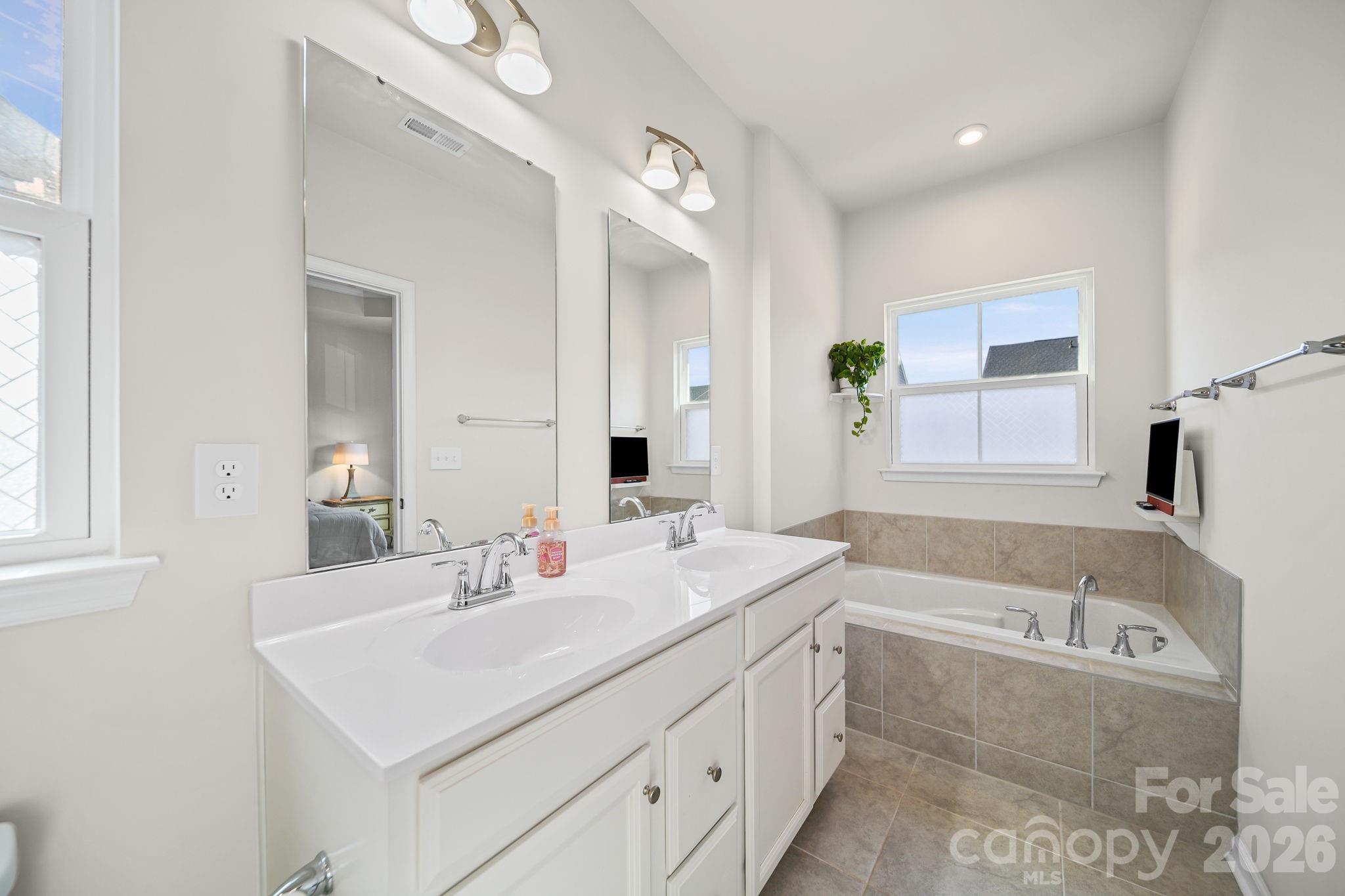 3501 Timber Mill Drive — Matthews