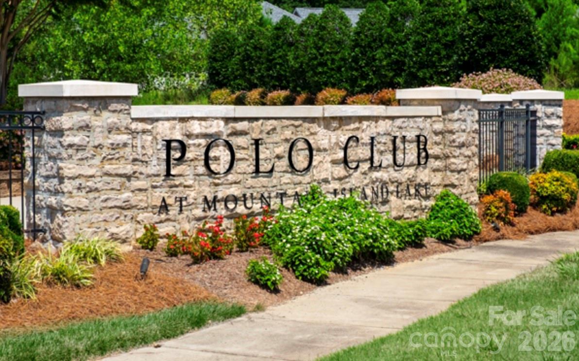 5028 Polo Gate Boulevard — Charlotte