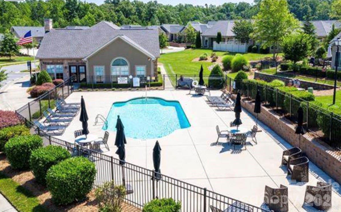 5028 Polo Gate Boulevard — Charlotte