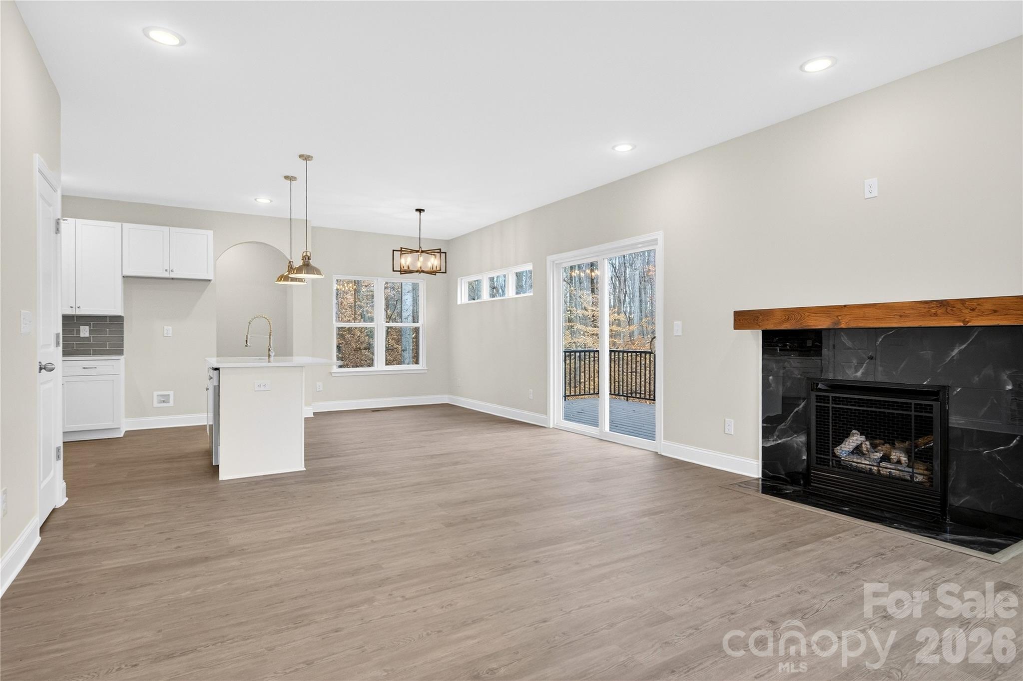 140 Meadowfall Lane — Troutman