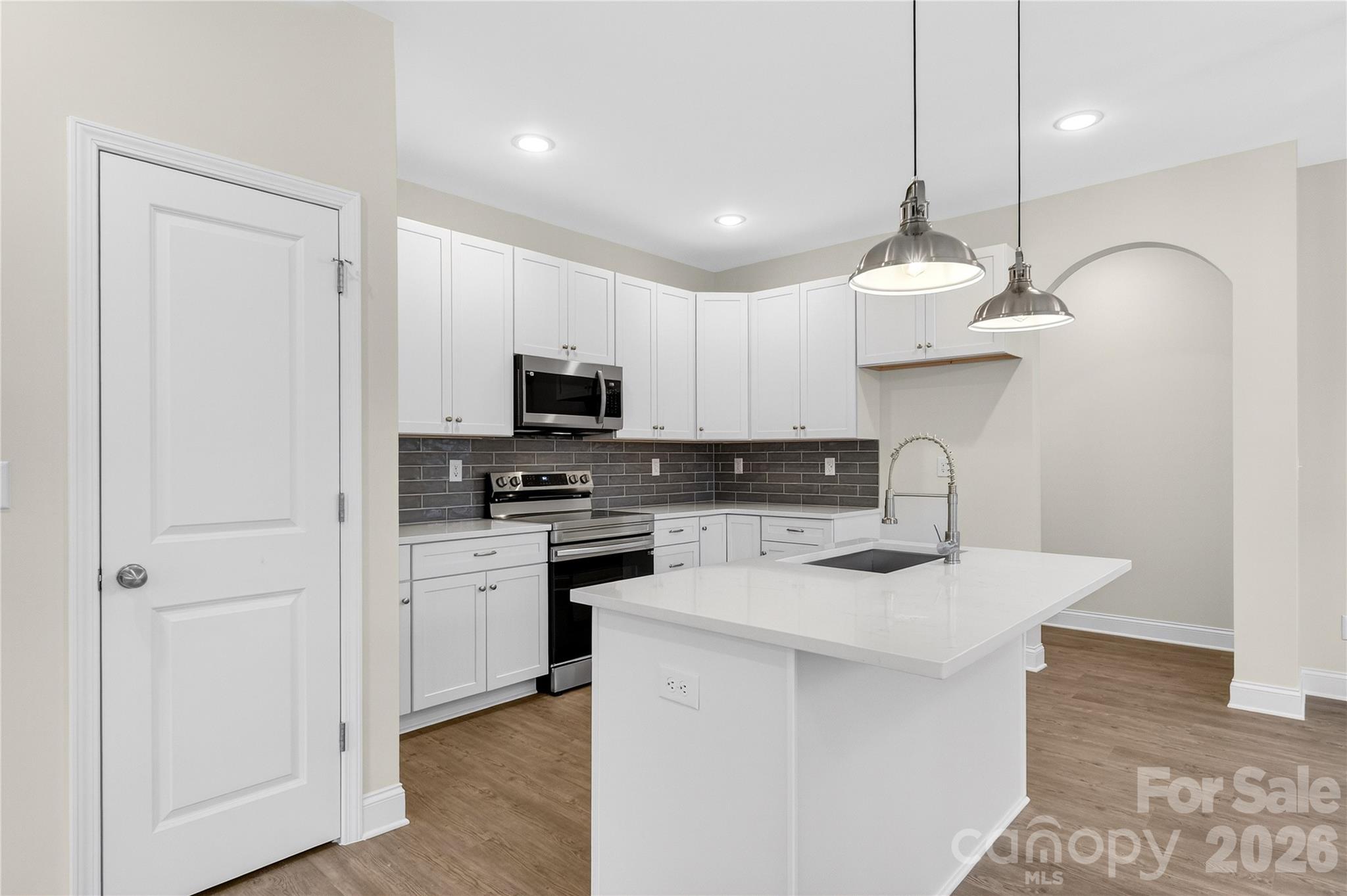 140 Meadowfall Lane — Troutman
