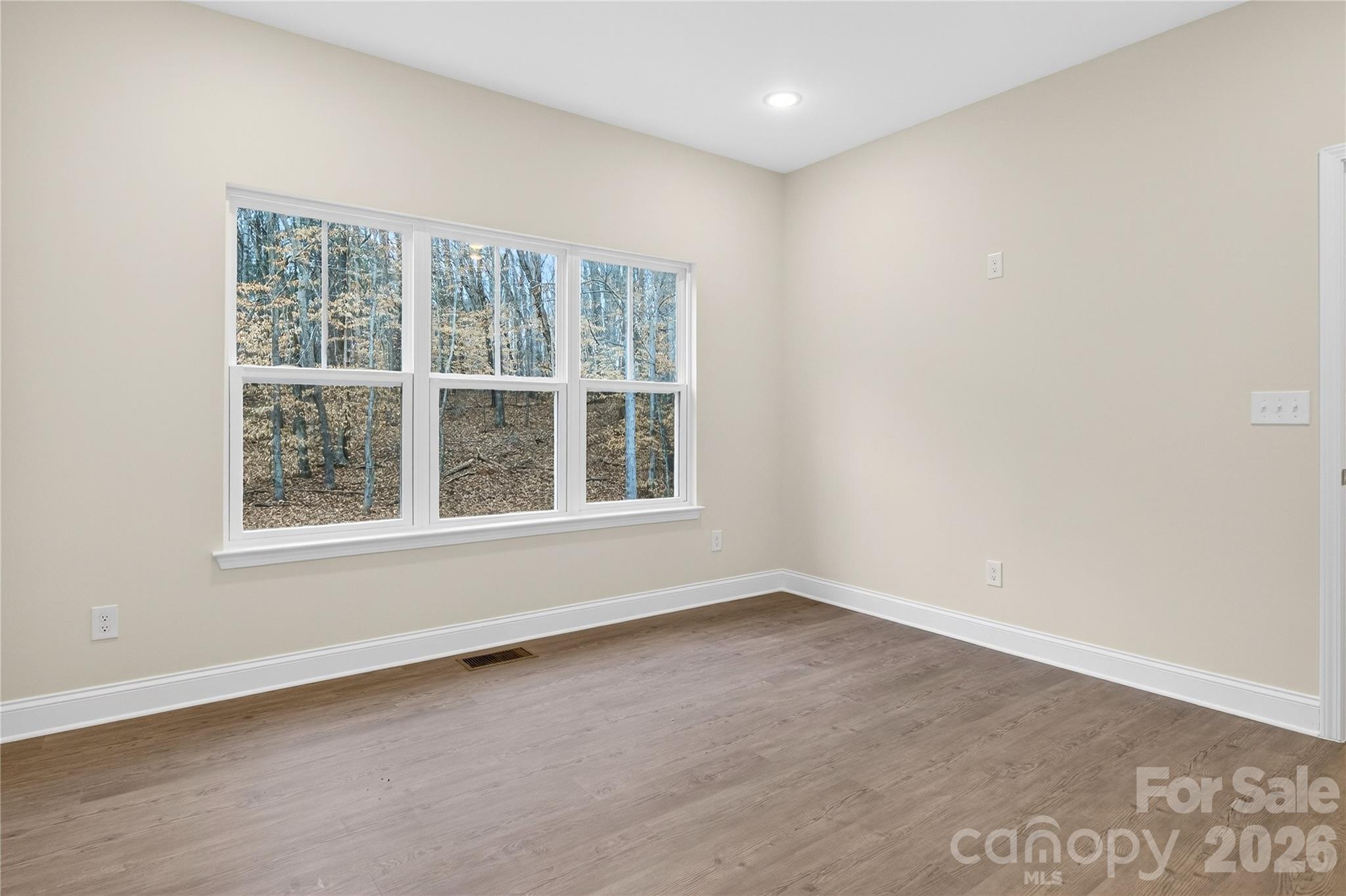 140 Meadowfall Lane — Troutman