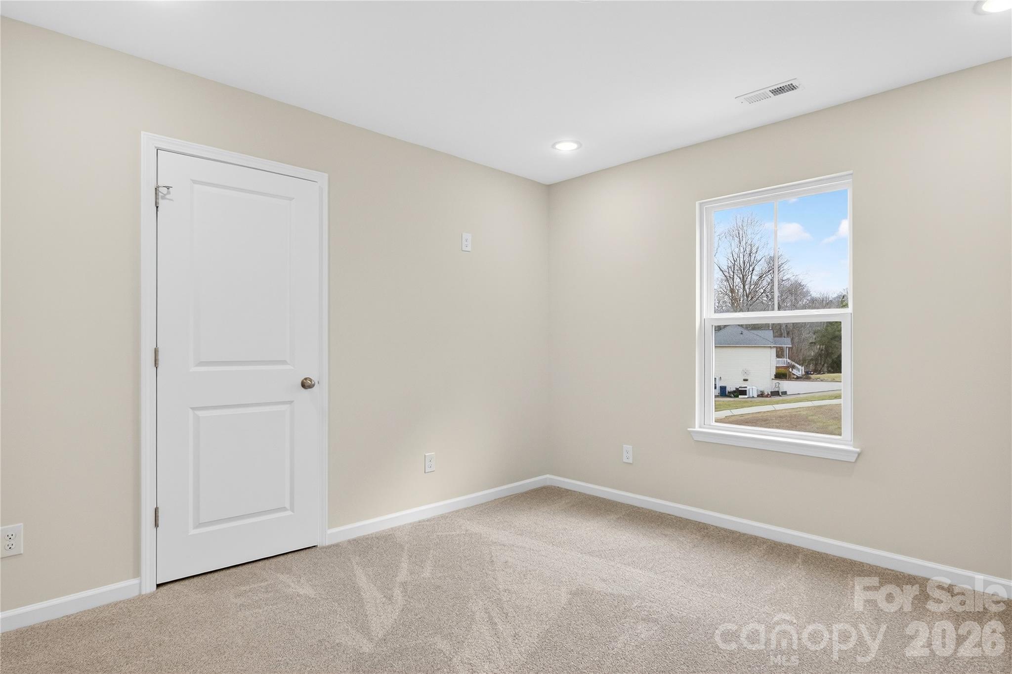 140 Meadowfall Lane — Troutman