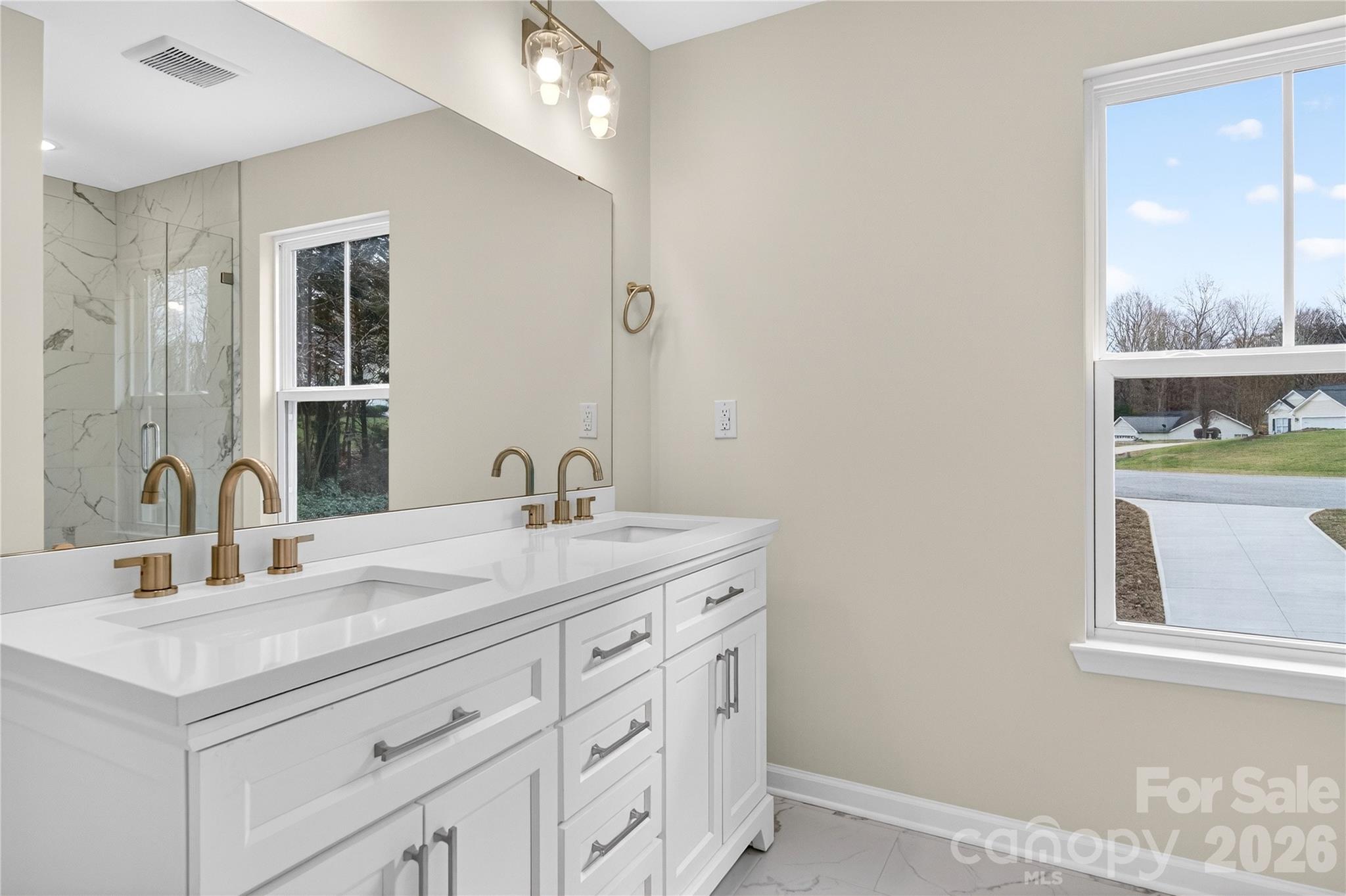140 Meadowfall Lane — Troutman