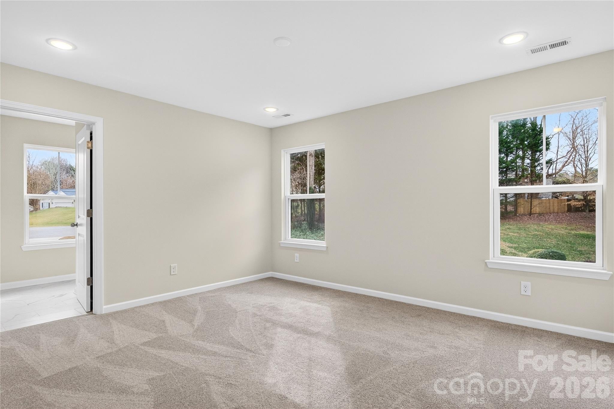 140 Meadowfall Lane — Troutman