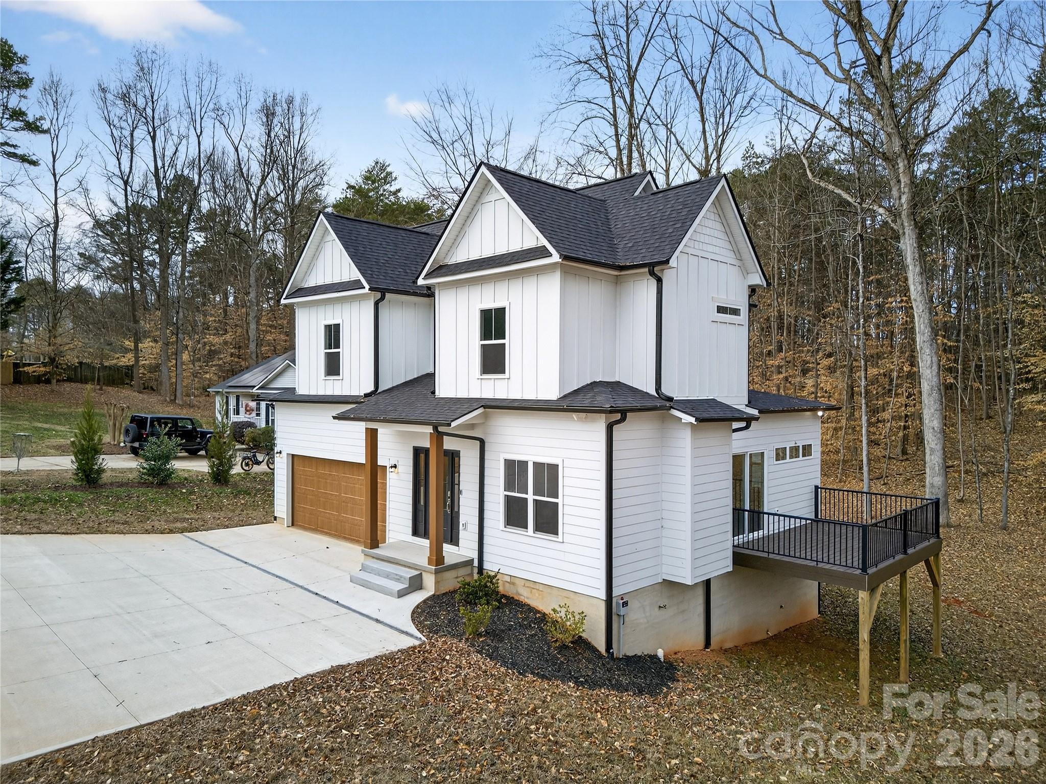 140 Meadowfall Lane — Troutman