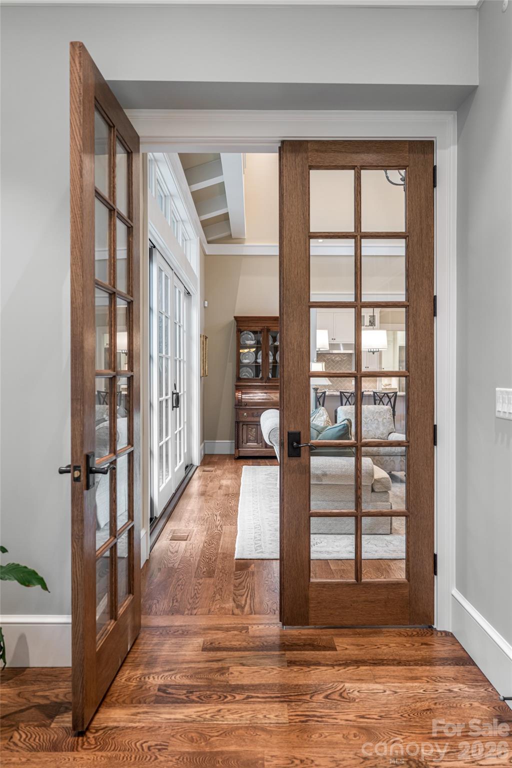 402 Vanderbilt Road — Asheville