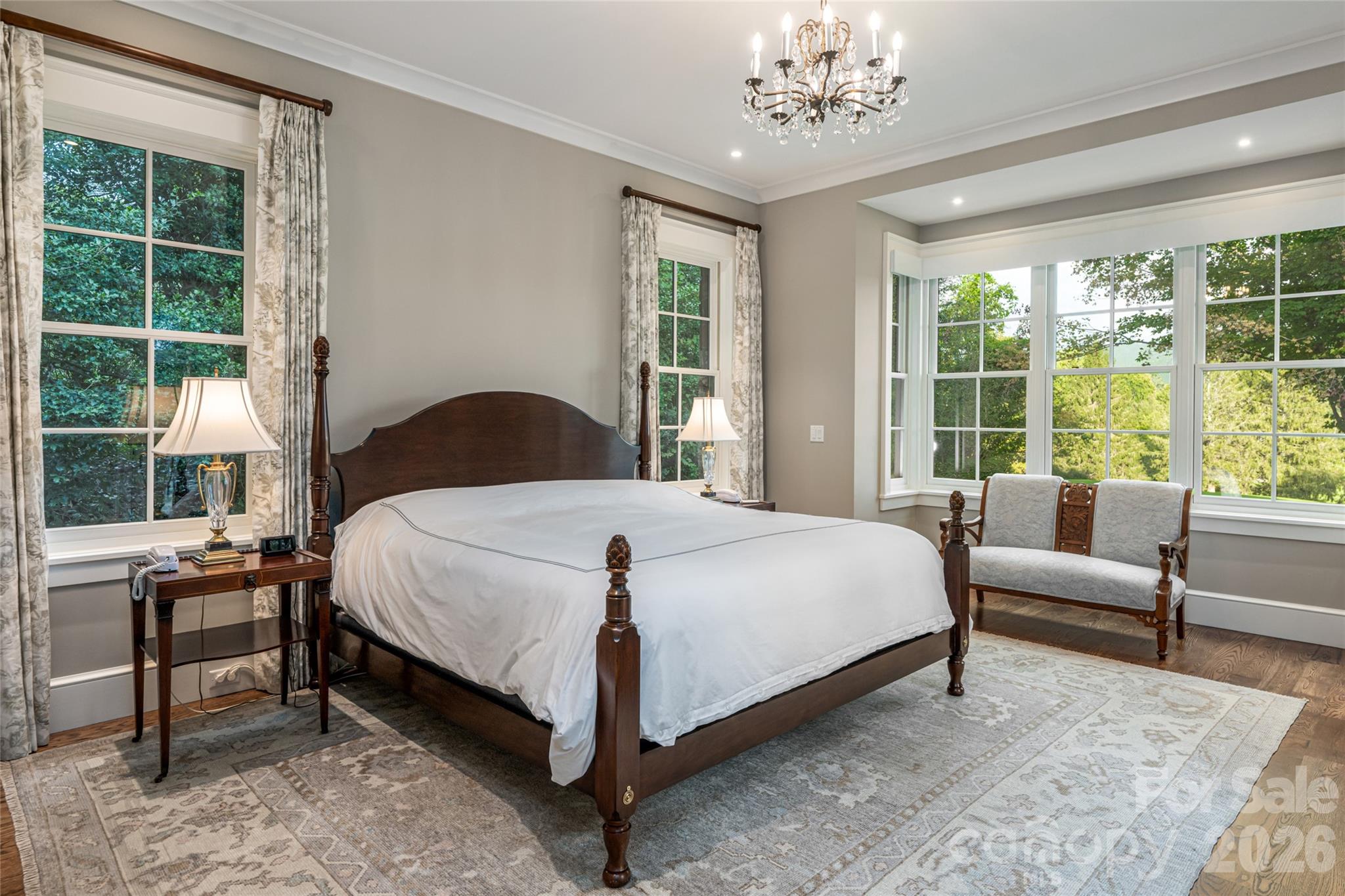 402 Vanderbilt Road — Asheville