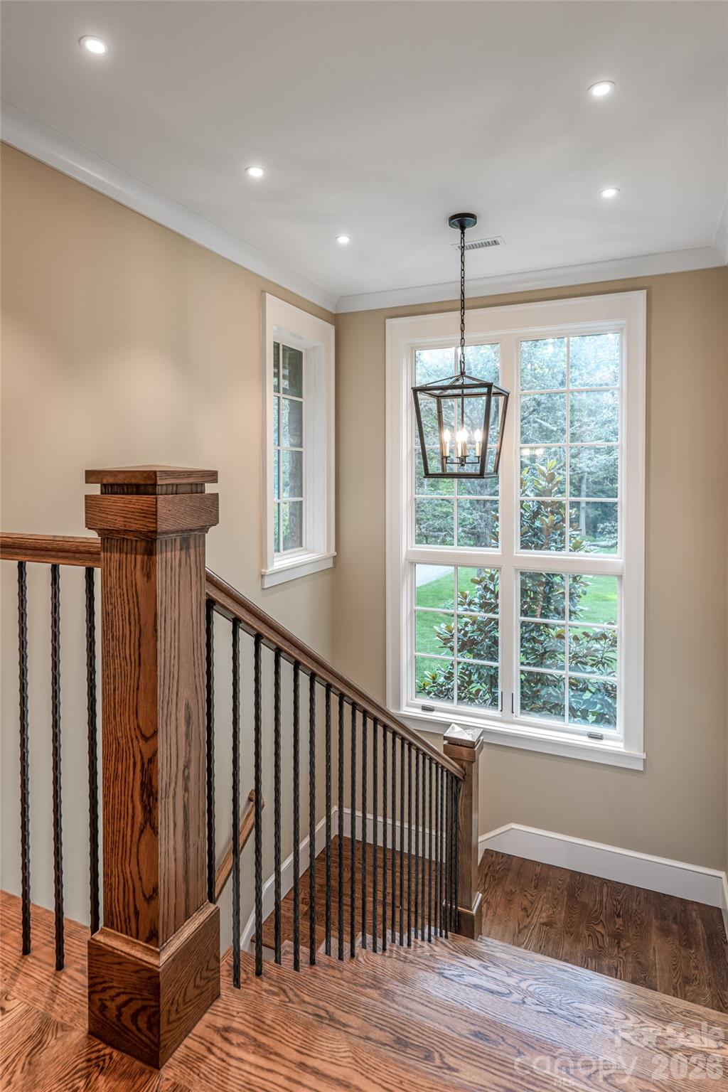 402 Vanderbilt Road — Asheville