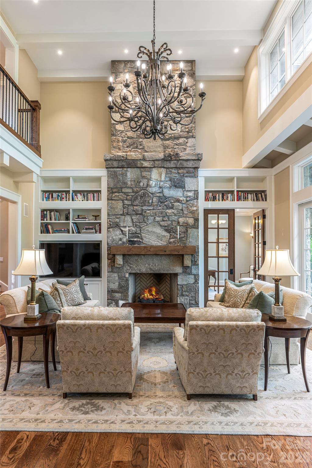 402 Vanderbilt Road — Asheville
