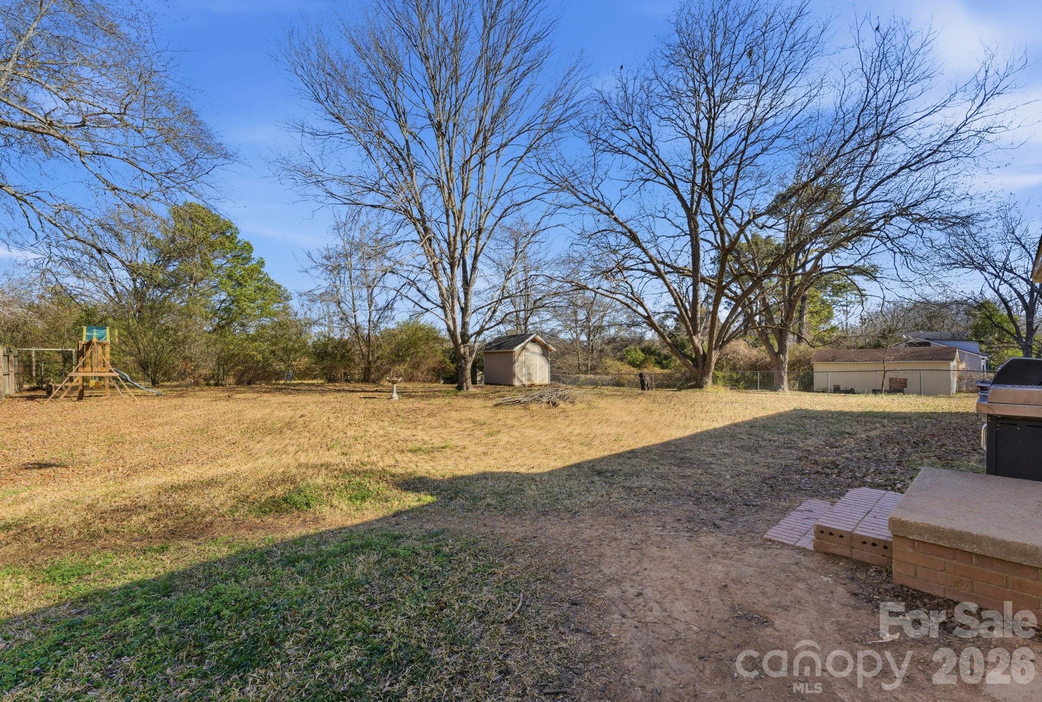 802 Chesterfield Avenue — Lancaster