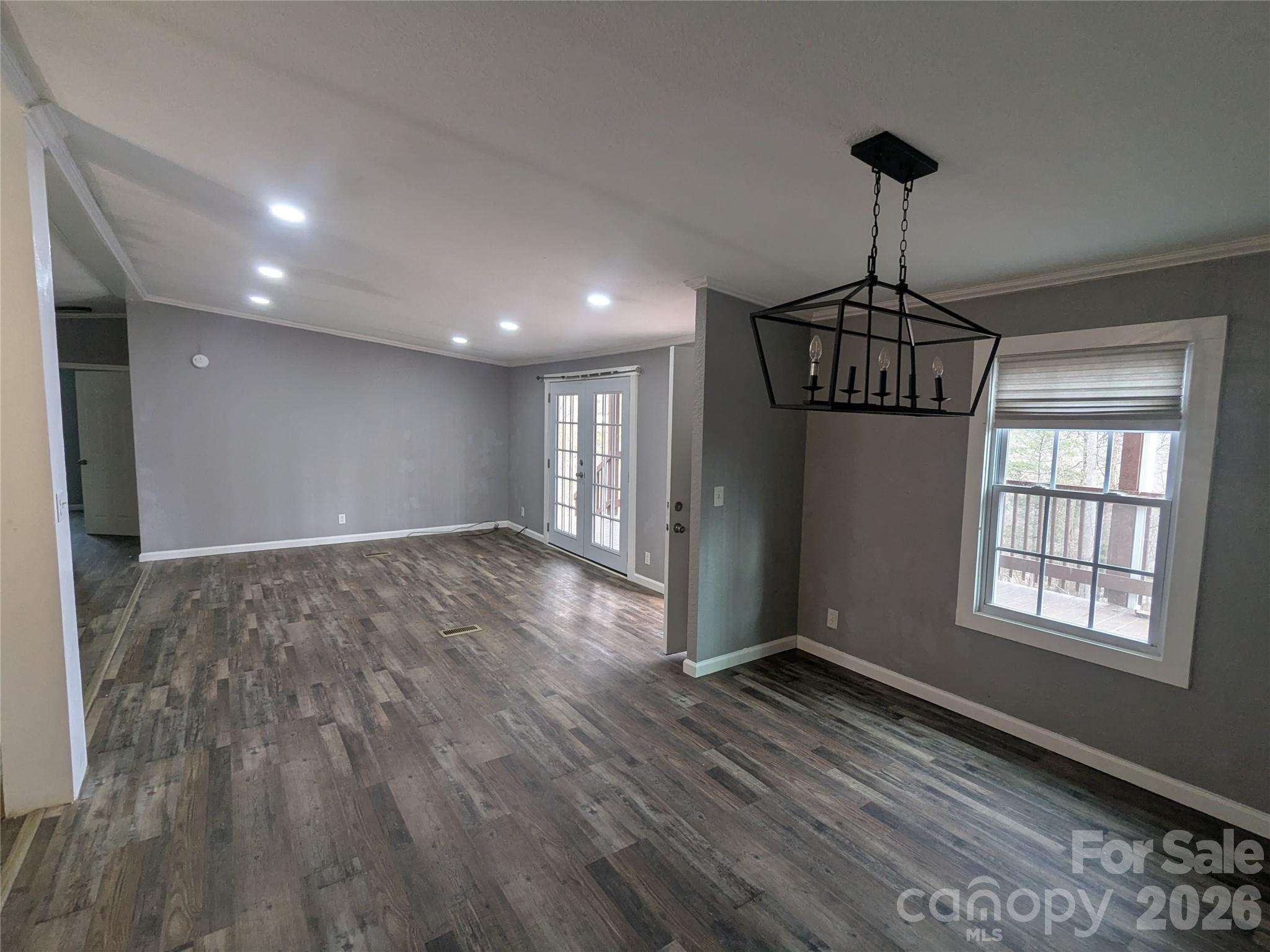 11 Gertrude Lane — Candler