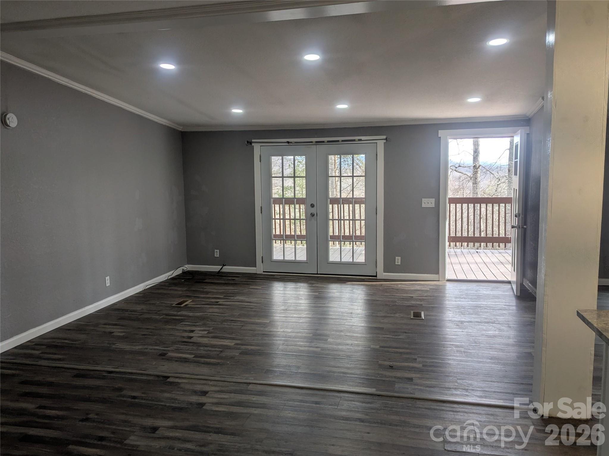 11 Gertrude Lane — Candler