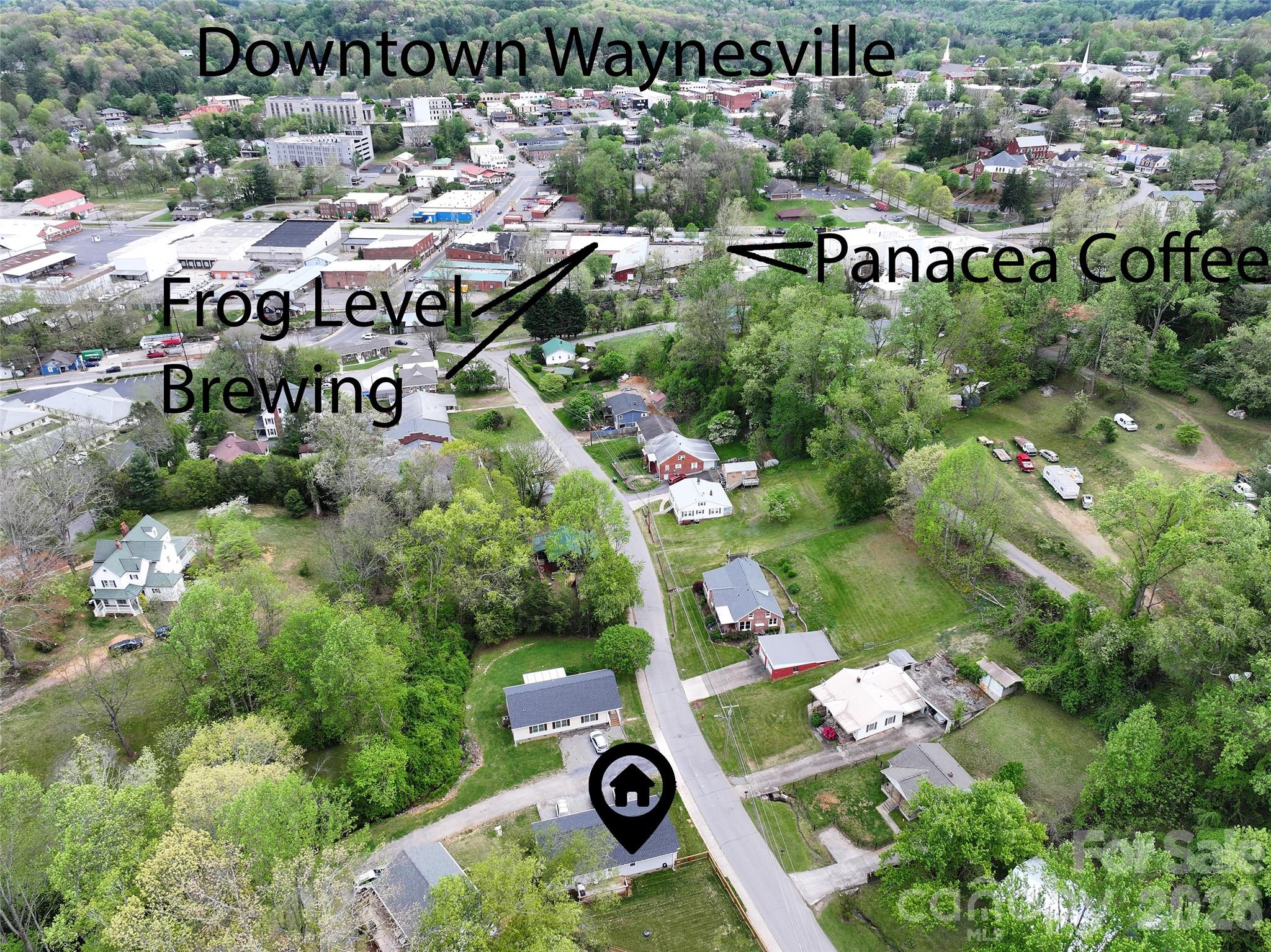 5 Carolinda Lane — Waynesville