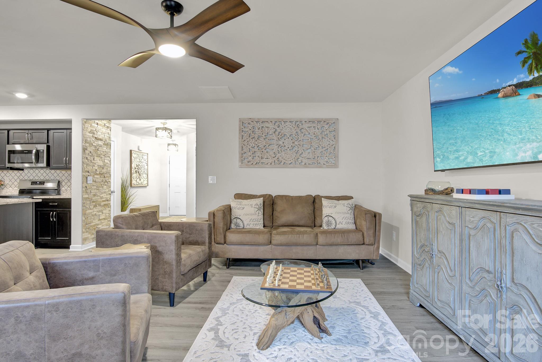 865 Old Linwood Road — Lexington