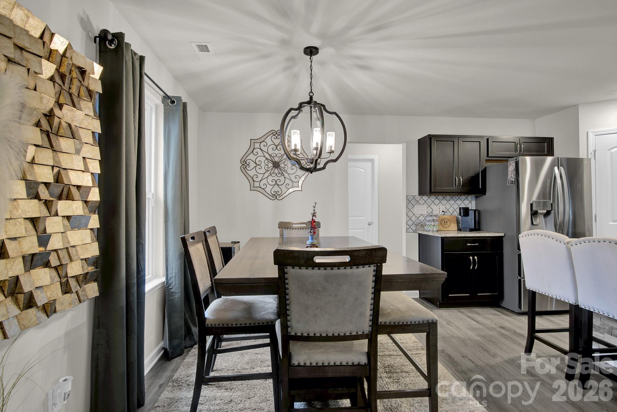 865 Old Linwood Road — Lexington