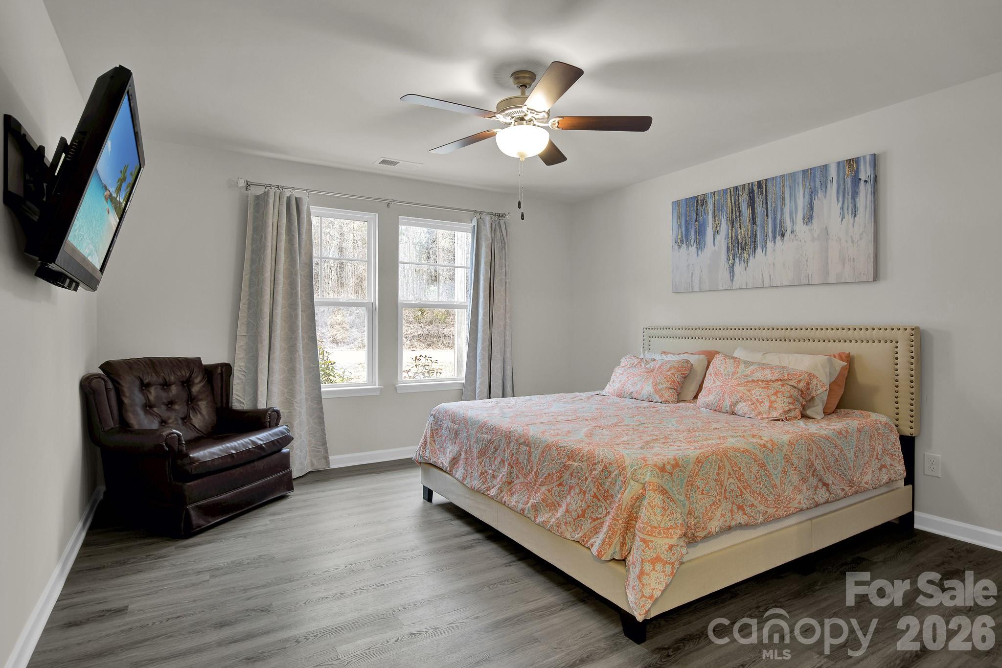 865 Old Linwood Road — Lexington