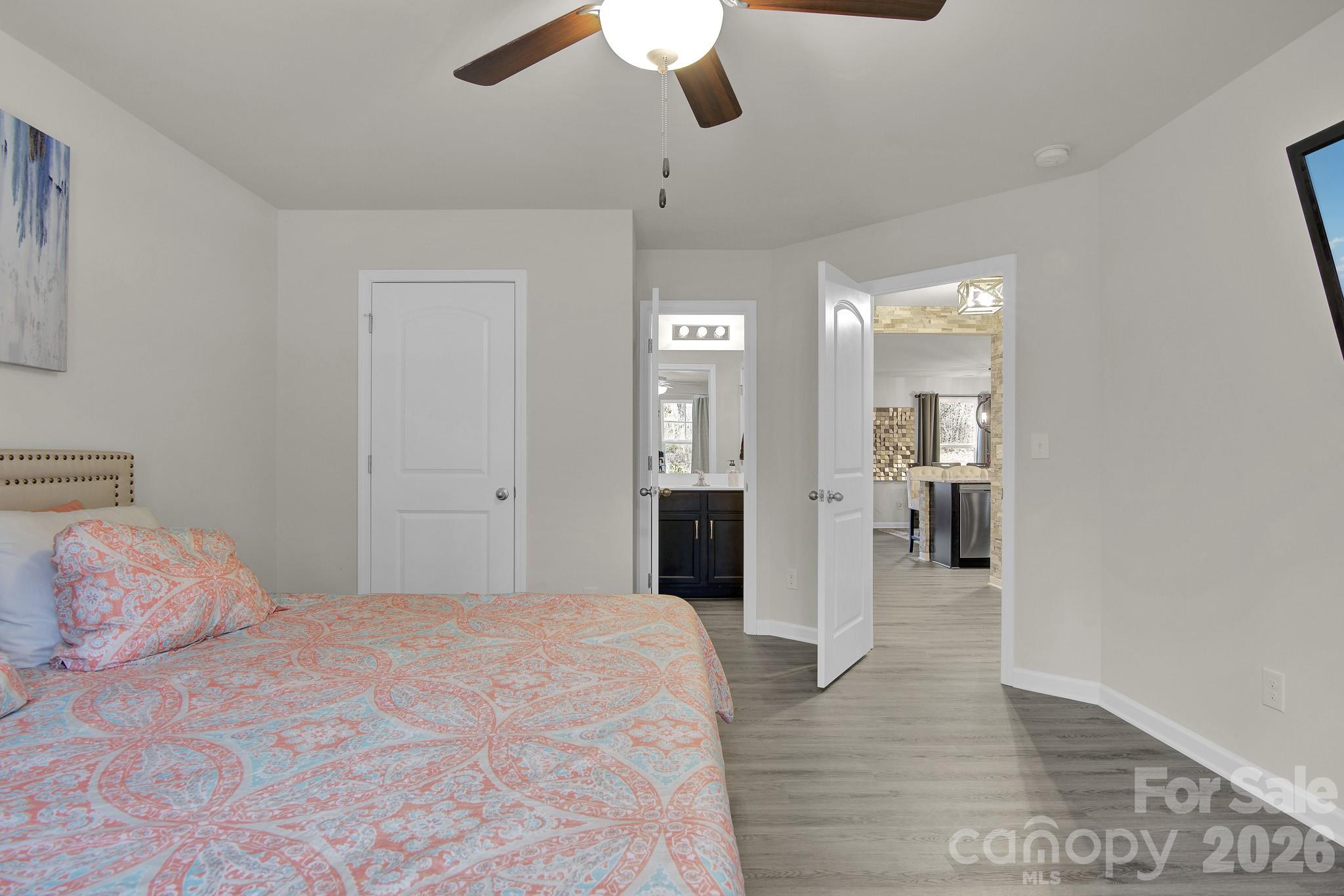 865 Old Linwood Road — Lexington