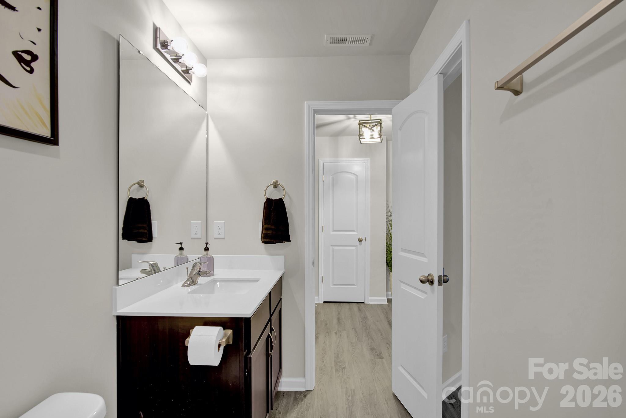 865 Old Linwood Road — Lexington