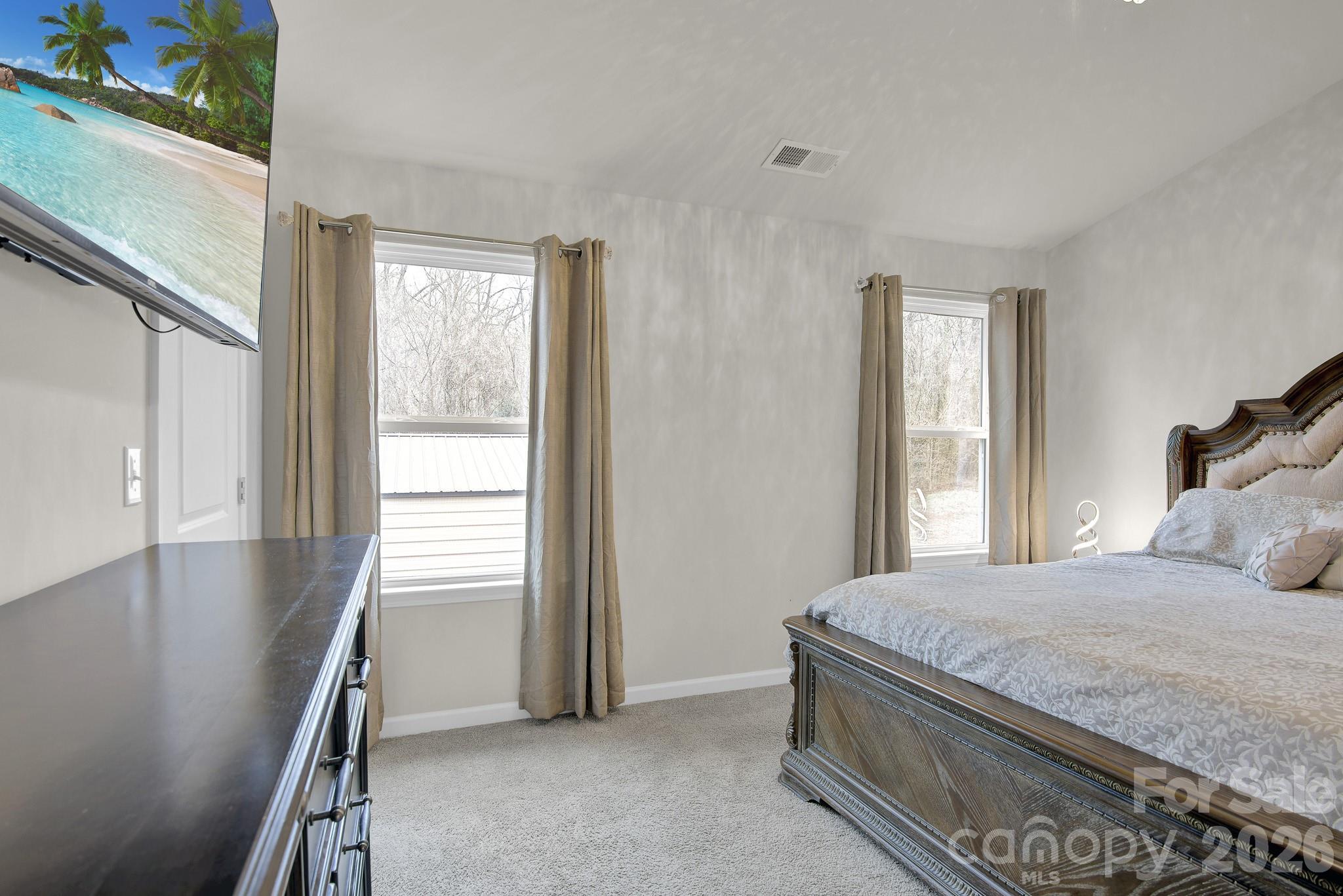 865 Old Linwood Road — Lexington