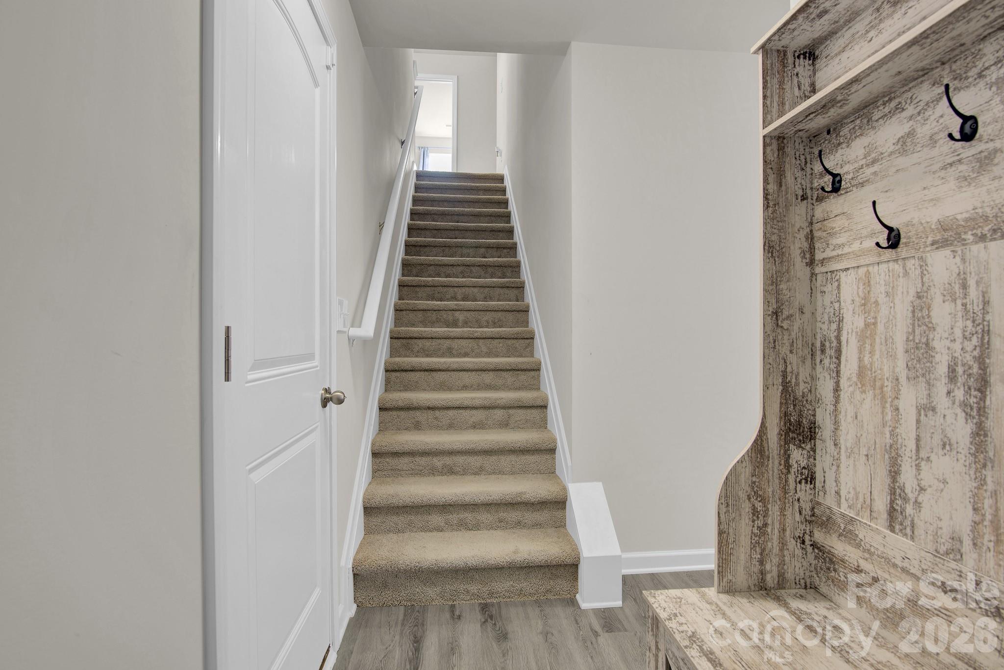 865 Old Linwood Road — Lexington