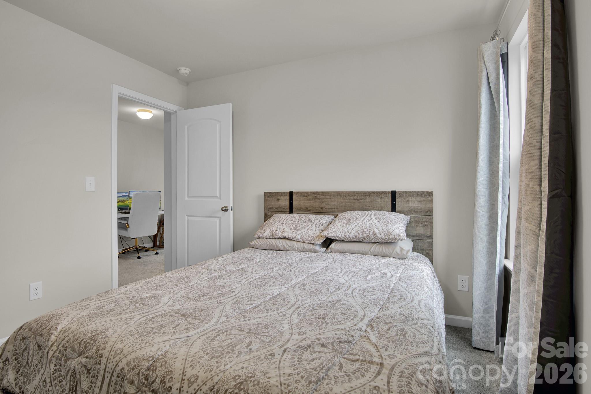 865 Old Linwood Road — Lexington