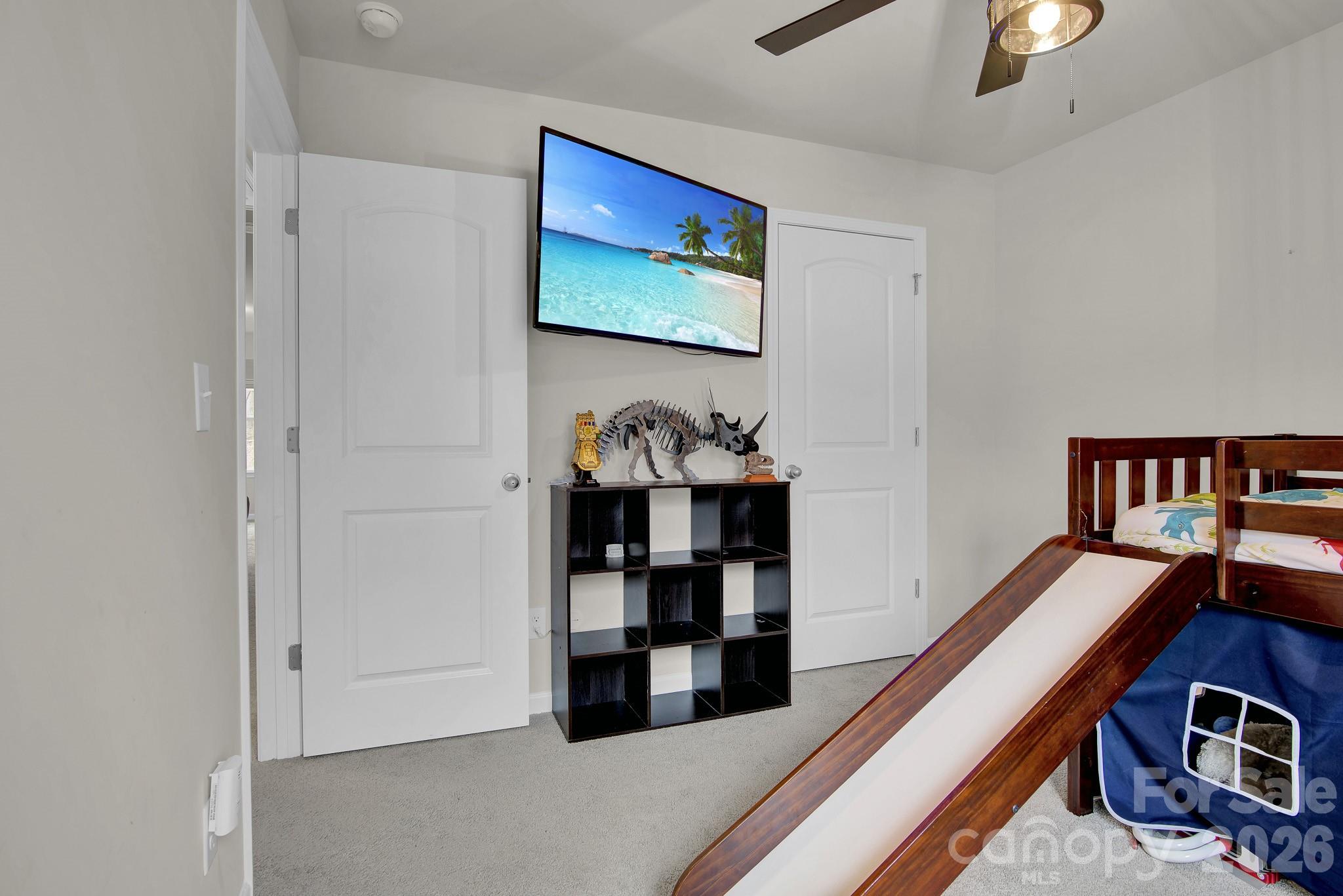 865 Old Linwood Road — Lexington