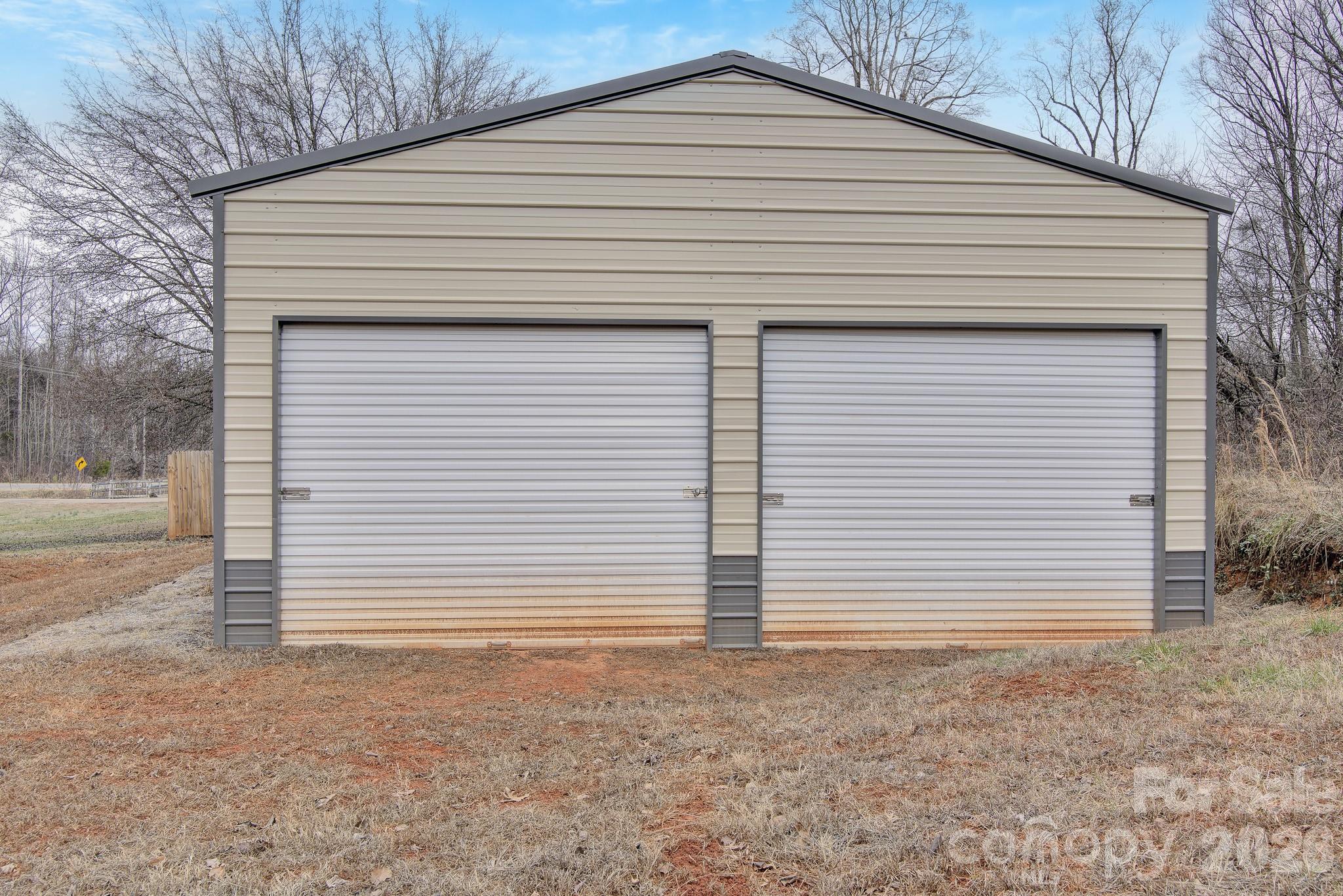 865 Old Linwood Road — Lexington