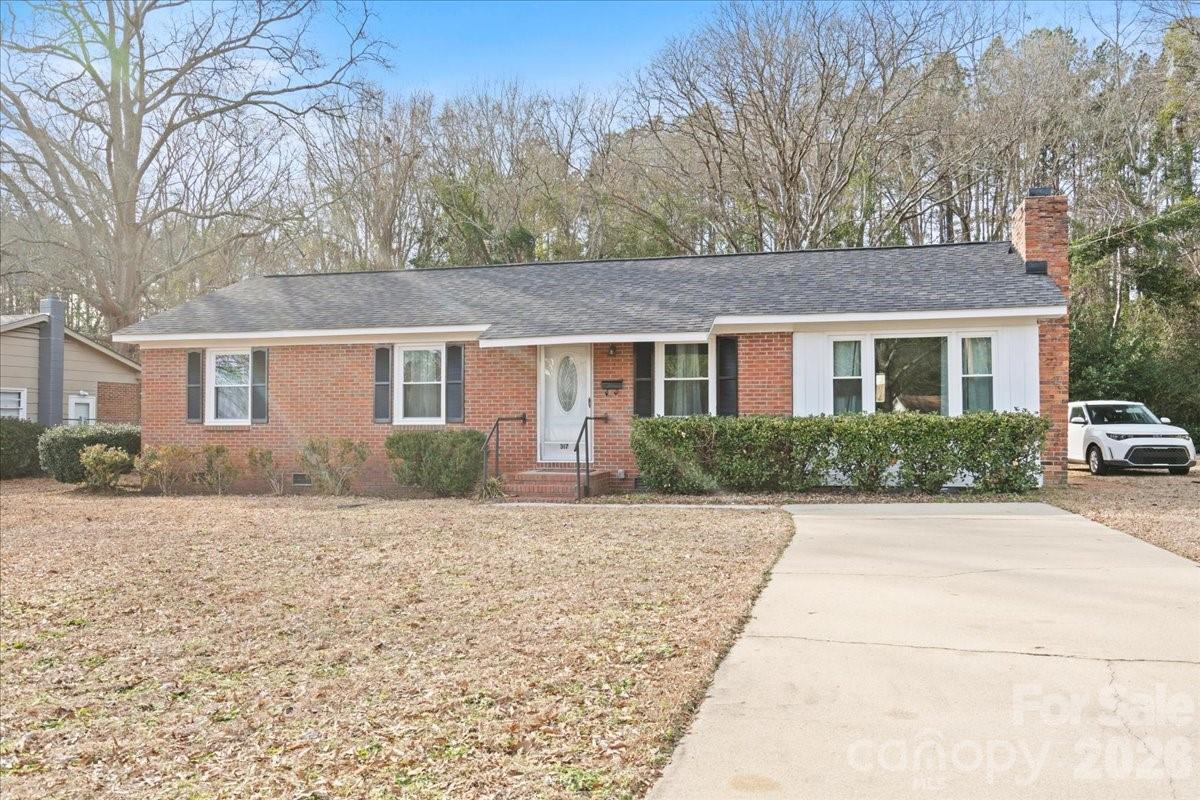 317 Thomas Street — Bennettsville