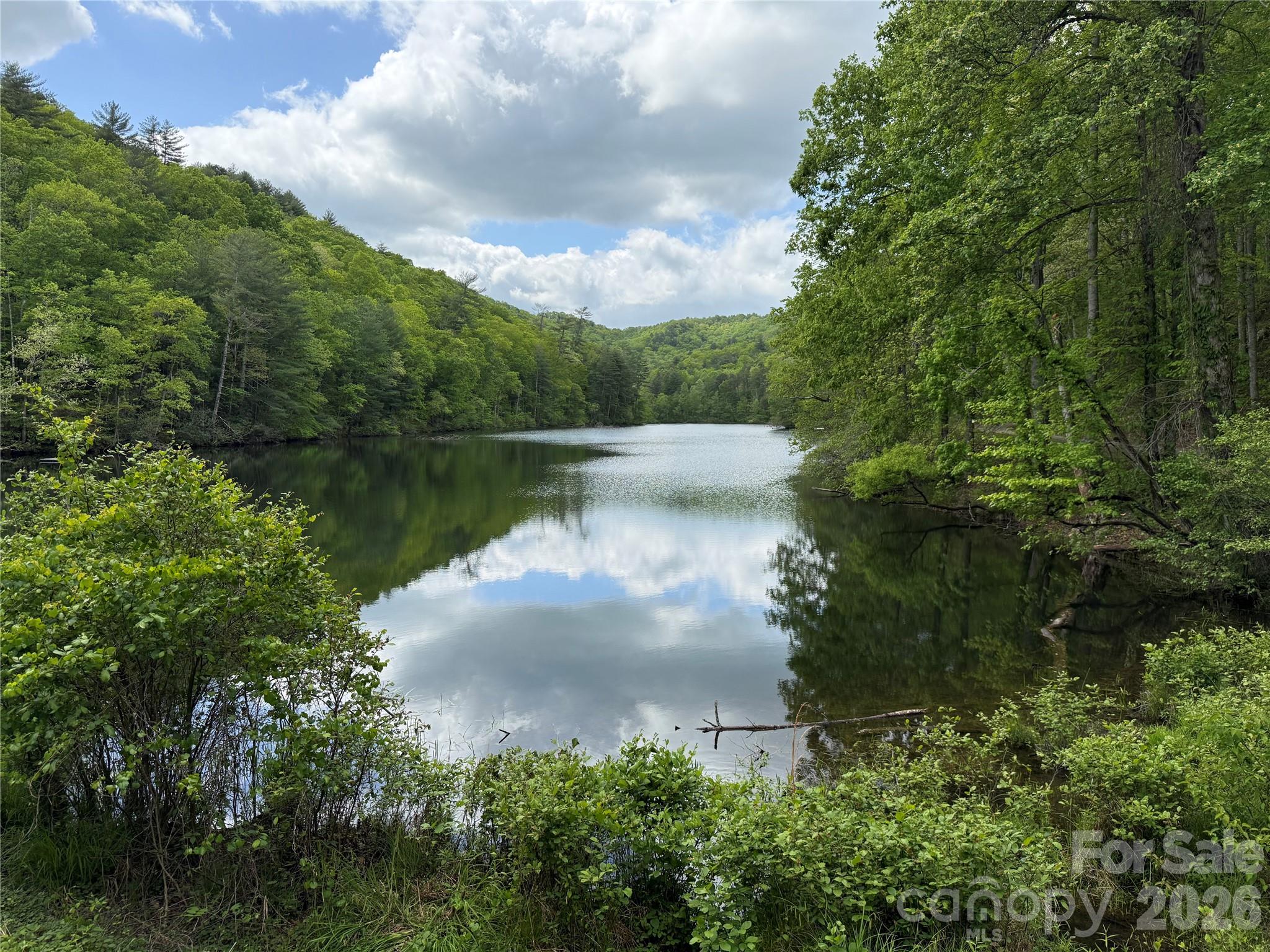 820 Shuler Lake Road — Robbinsville