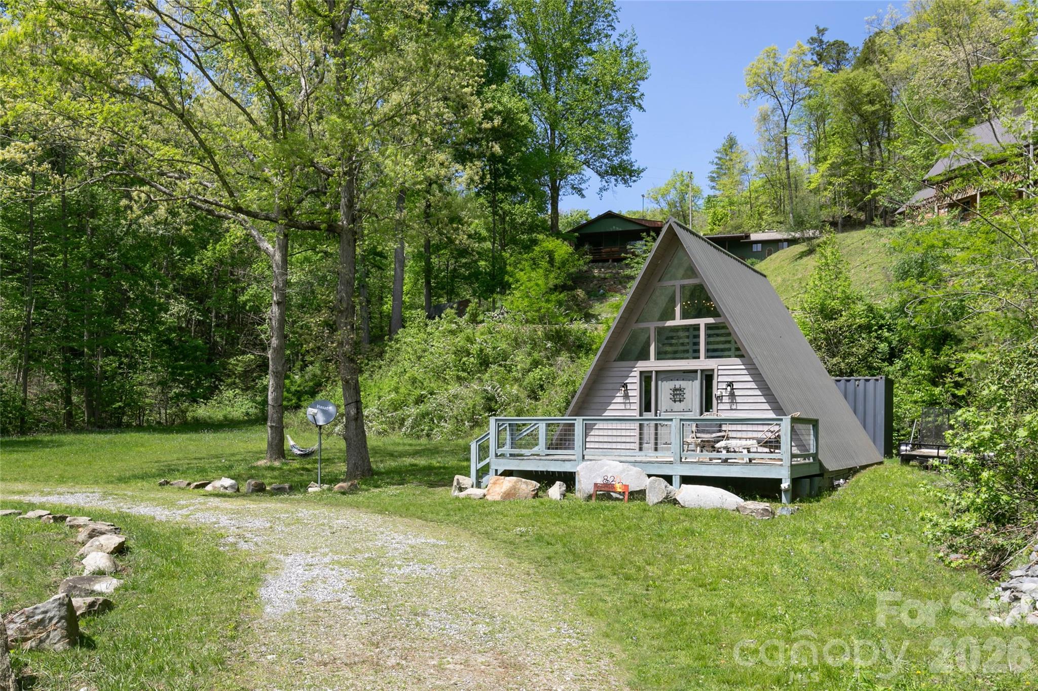 820 Shuler Lake Road — Robbinsville