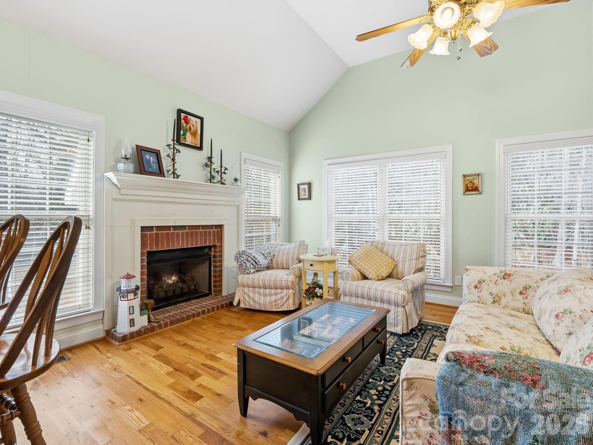 220 Jonathan Creek Drive — Etowah