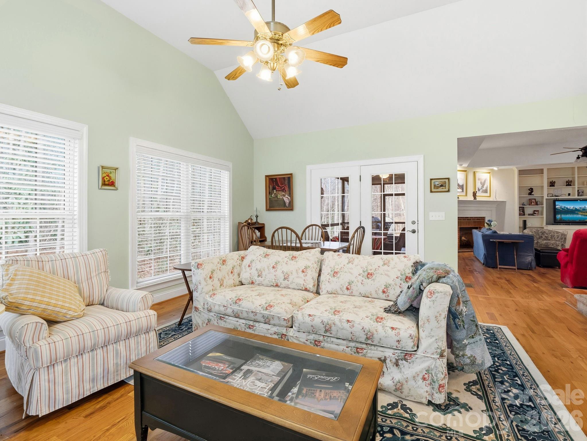 220 Jonathan Creek Drive — Etowah