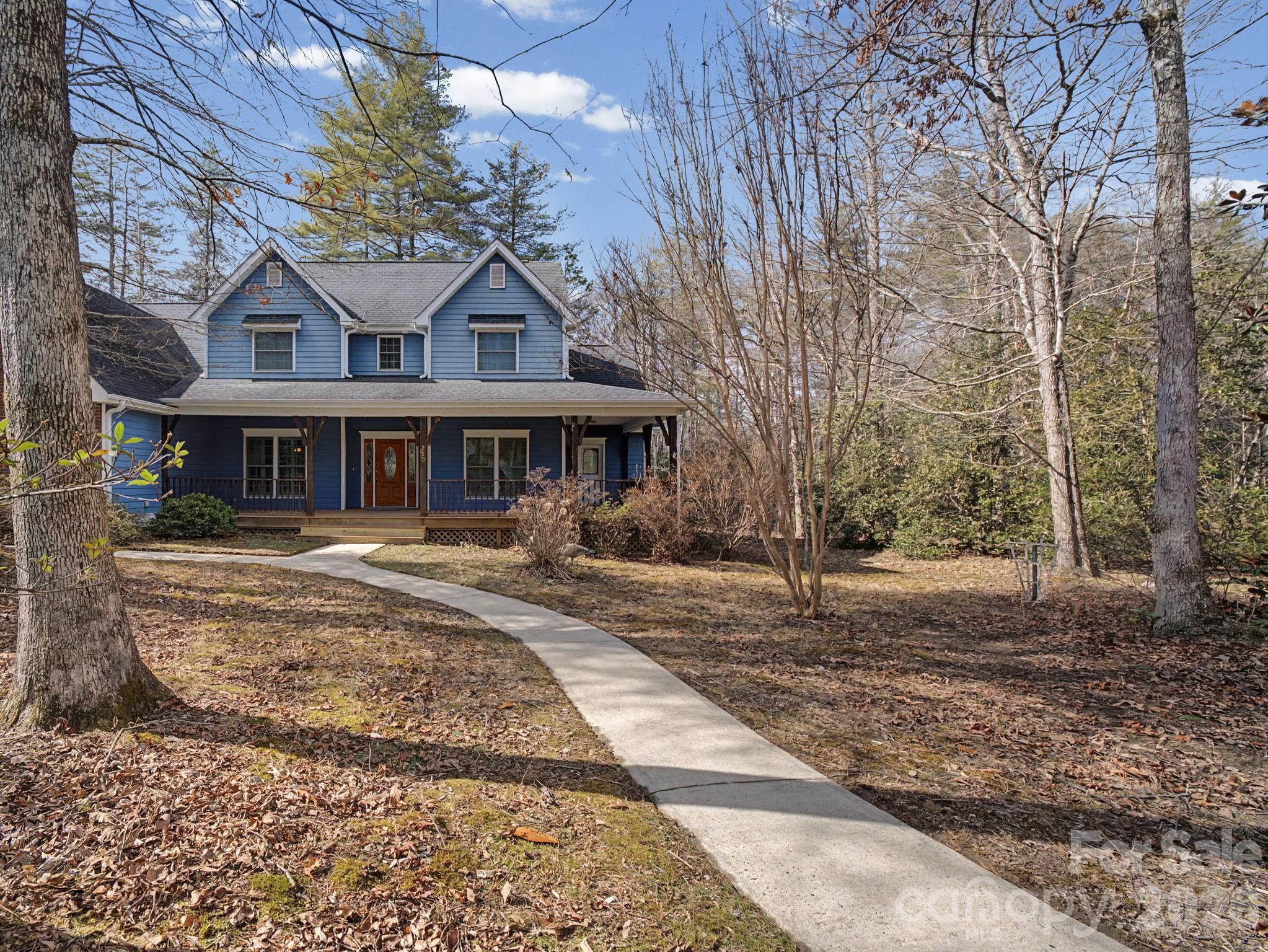 220 Jonathan Creek Drive — Etowah