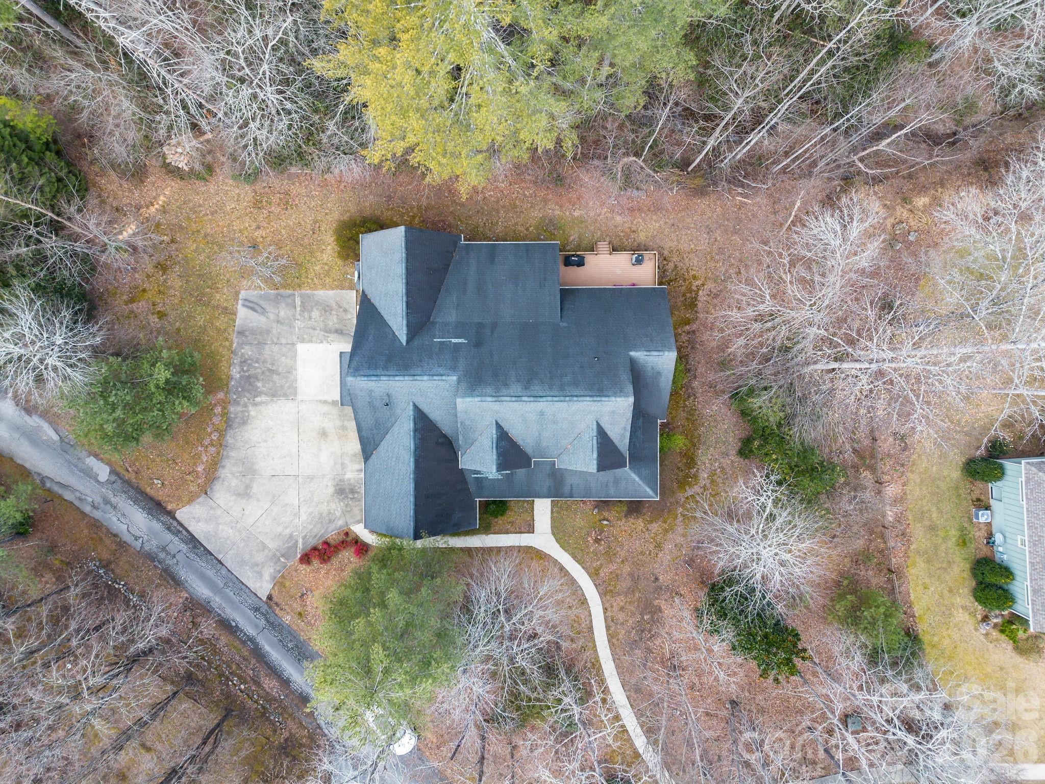 220 Jonathan Creek Drive — Etowah