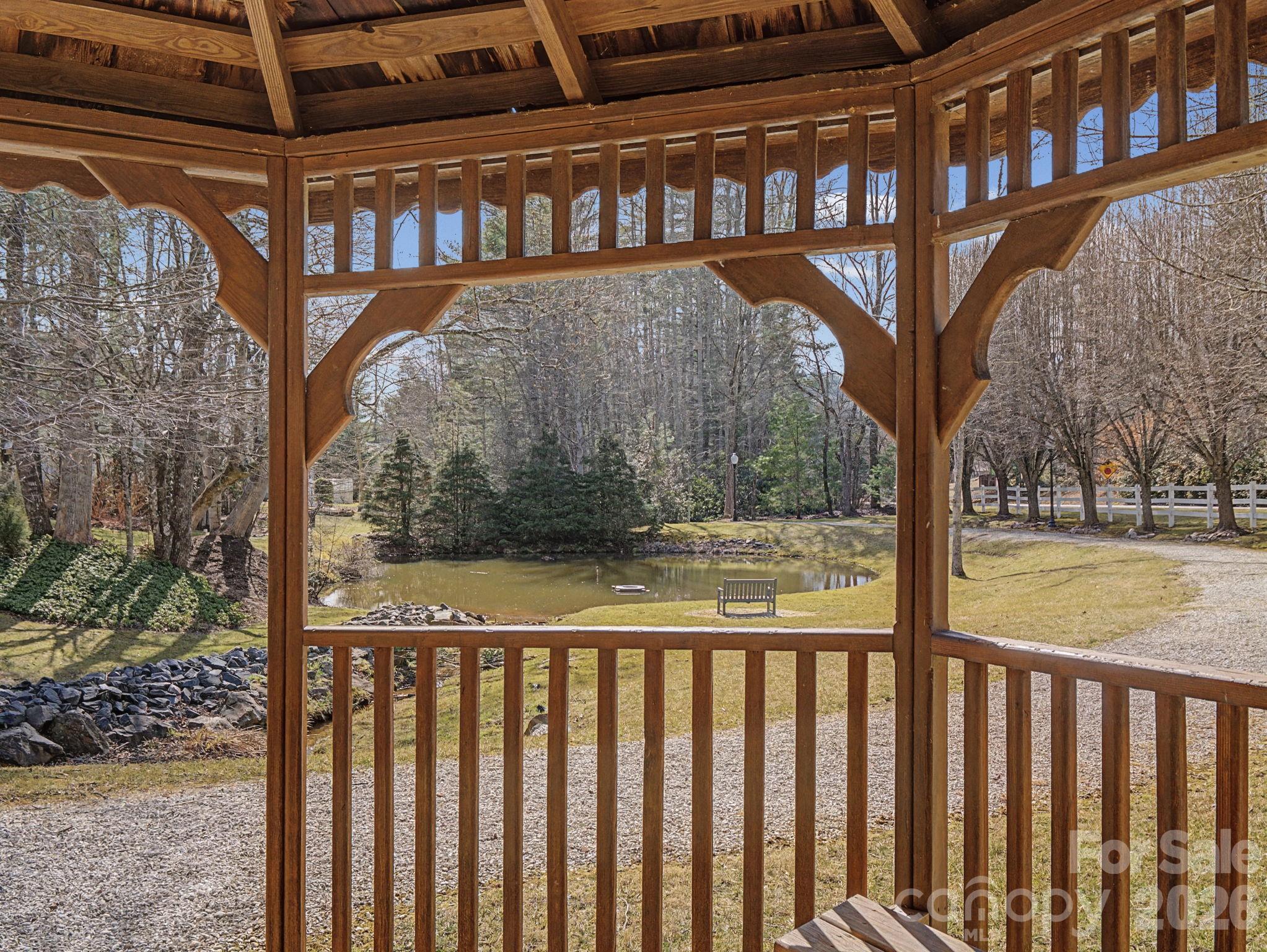 220 Jonathan Creek Drive — Etowah