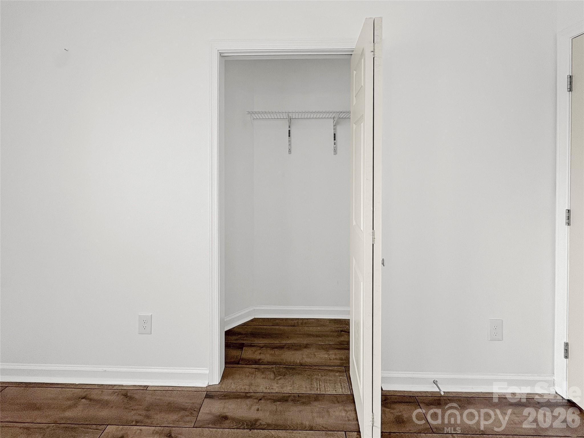 1096 12th Avenue NW — Hickory