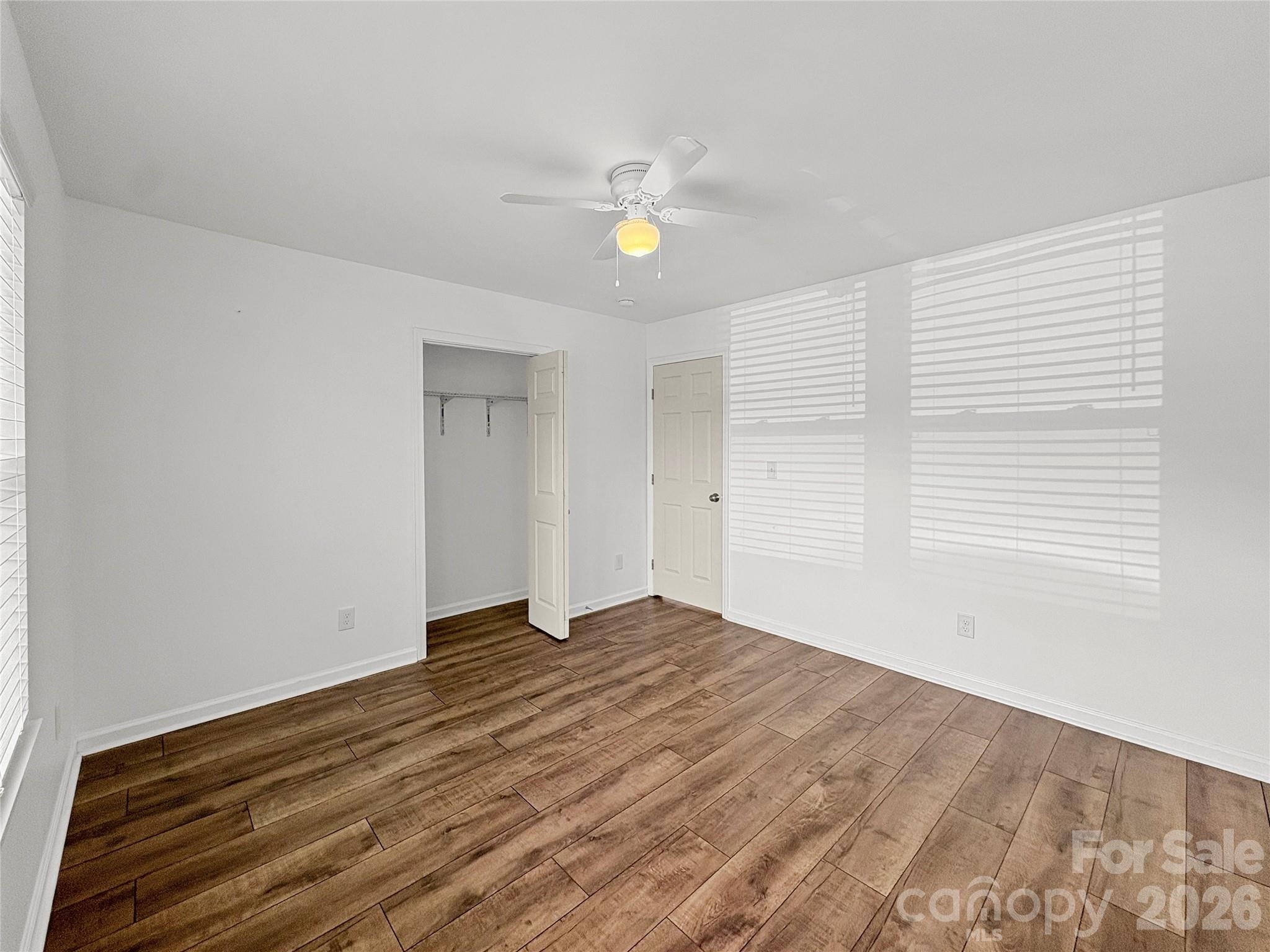 1096 12th Avenue NW — Hickory