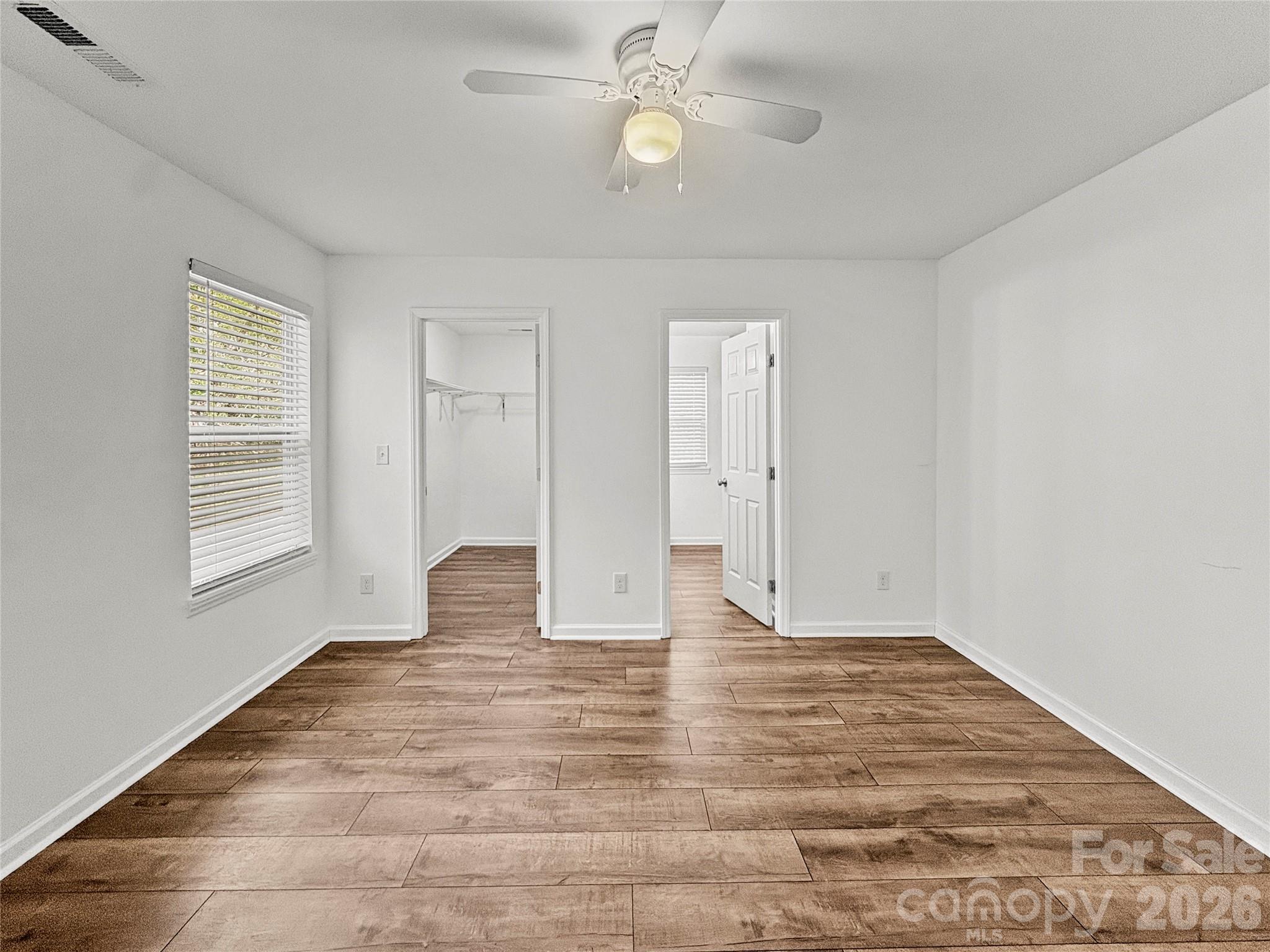 1096 12th Avenue NW — Hickory