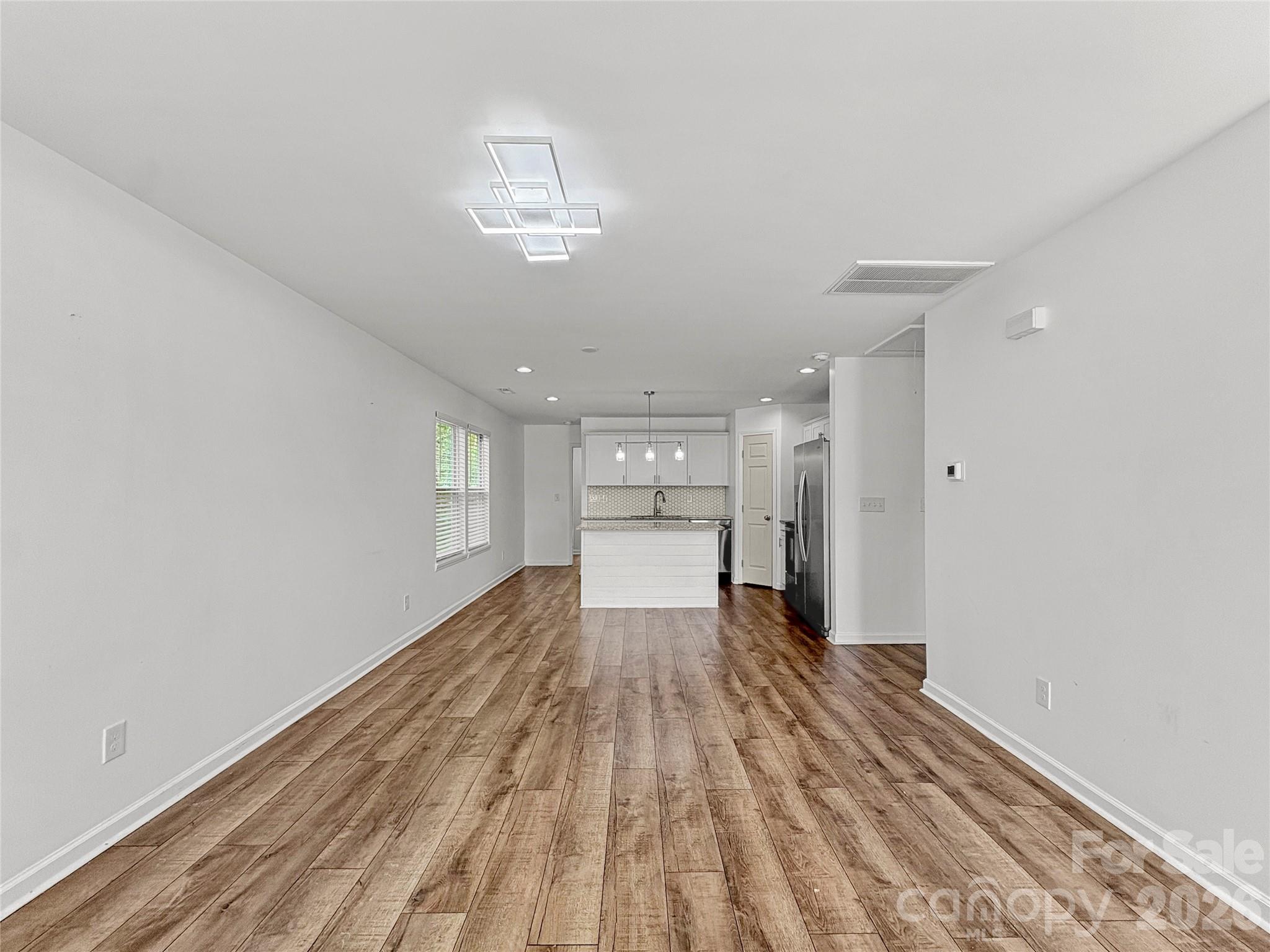 1096 12th Avenue NW — Hickory