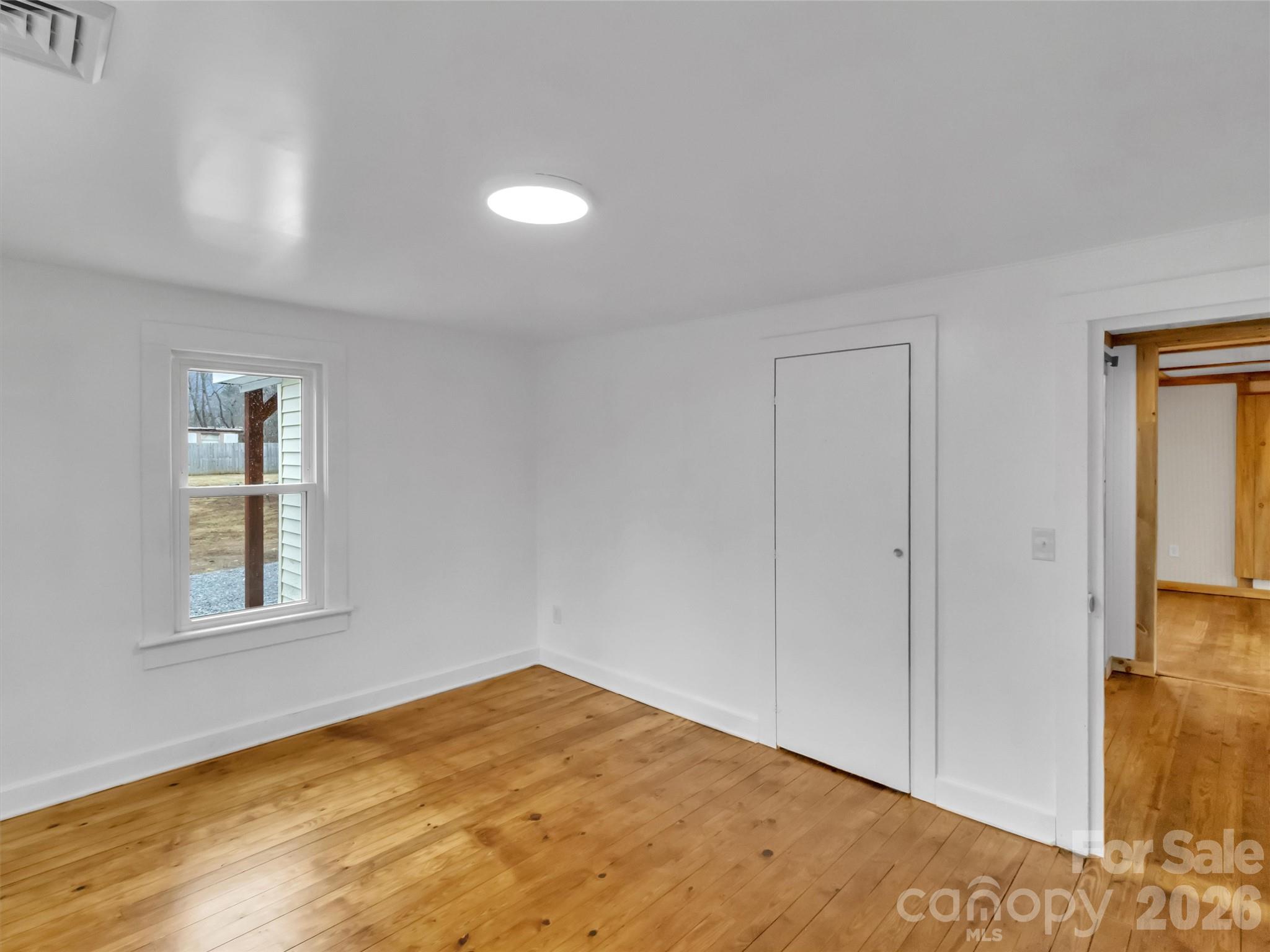 106 Long Street — Waynesville
